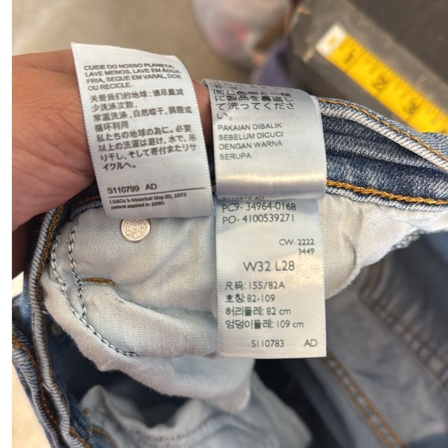Levi's Levi’s wedgie straight raw hem distressed jeans size 32 Size 32" / US 10 / IT 46 - 9 Thumbnail