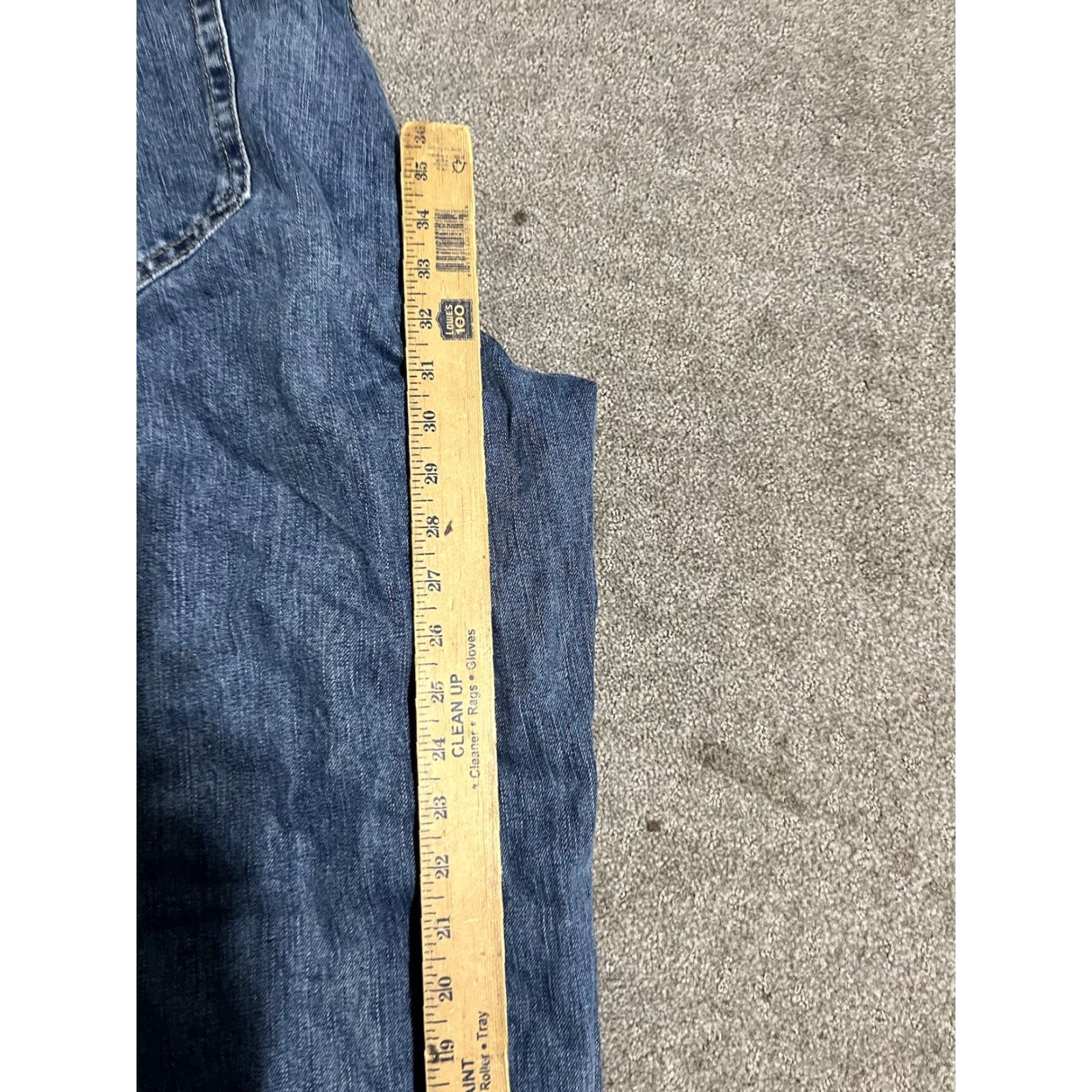 Lands' End Lands' End Jeans 40x31 Relaxed Fit Slightly Tapered Leg Cotton Blue Denim Men Regular 5-Pocket Waist 40 Inseam 31 Zip Button Logo Belt Loops Size US 40 / EU 56 - 6 Thumbnail