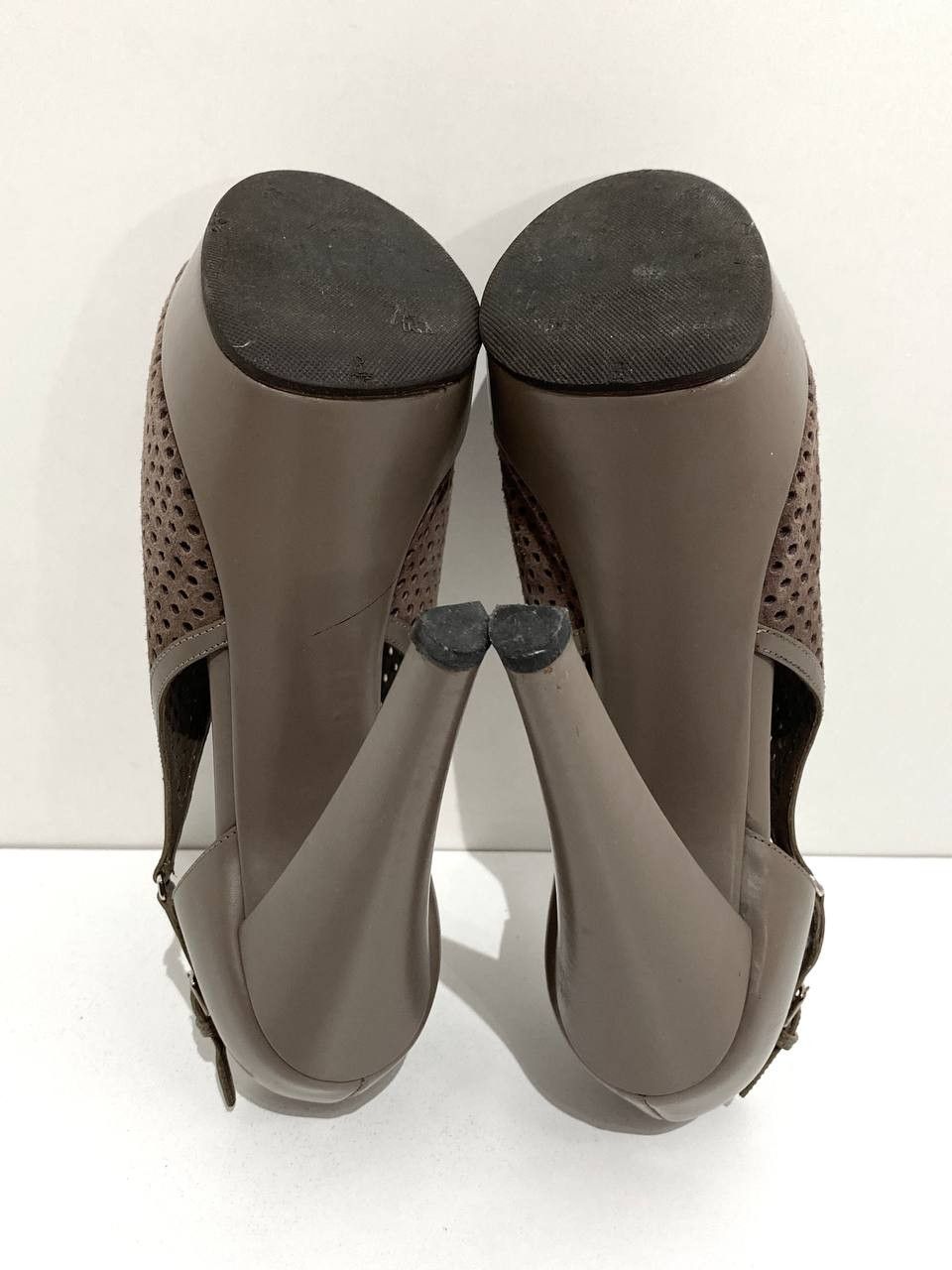 Yves Saint Laurent Yves Saint Laurent Leather Lase Peep Toe Heel Sandals Shoes Size US 7.5 / IT 37.5 - 11 Thumbnail