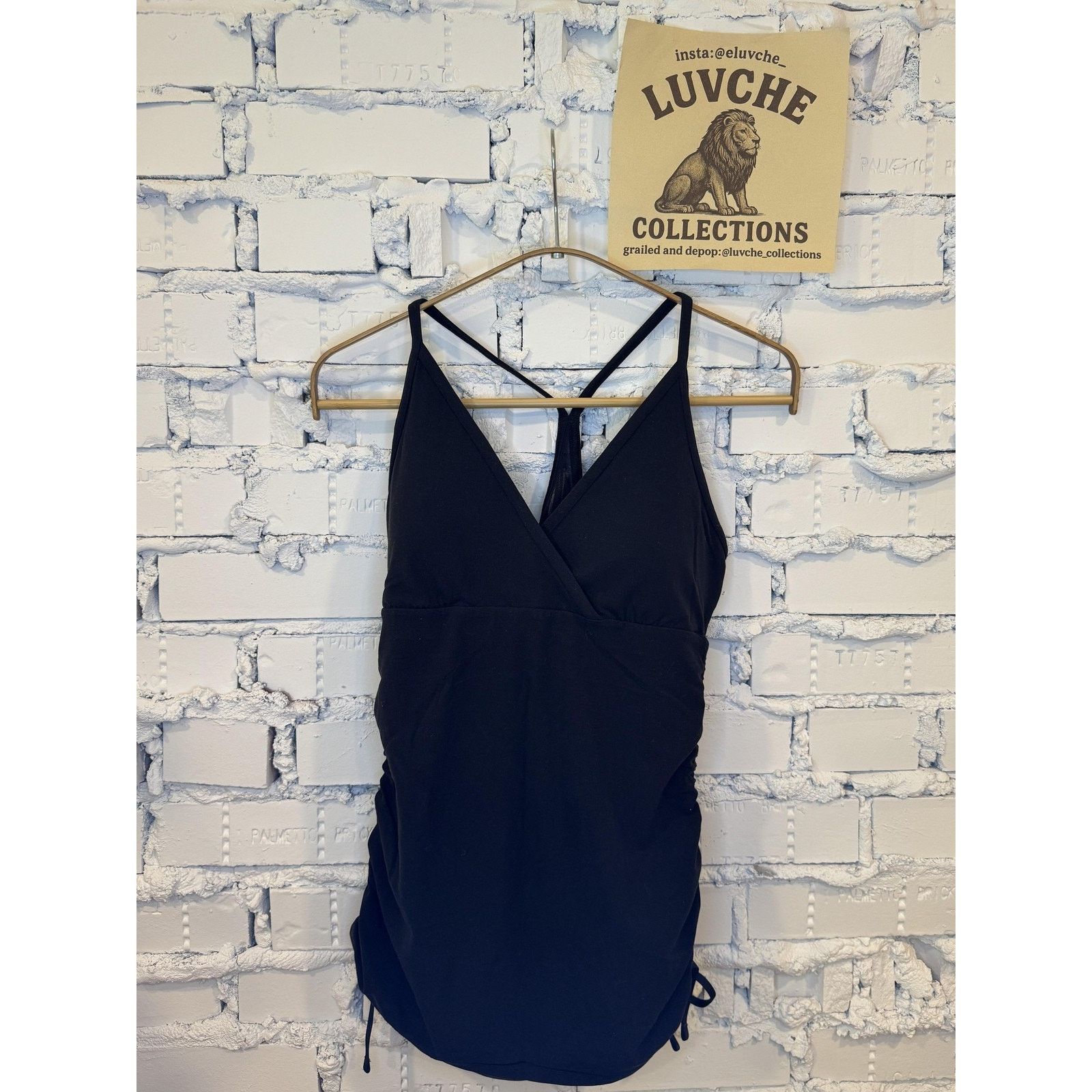 Lululemon Lululemon Womens M Black Adjustable Side Built in Bra Top Size M / US 6-8 / IT 42-44 - 1 Thumbnail