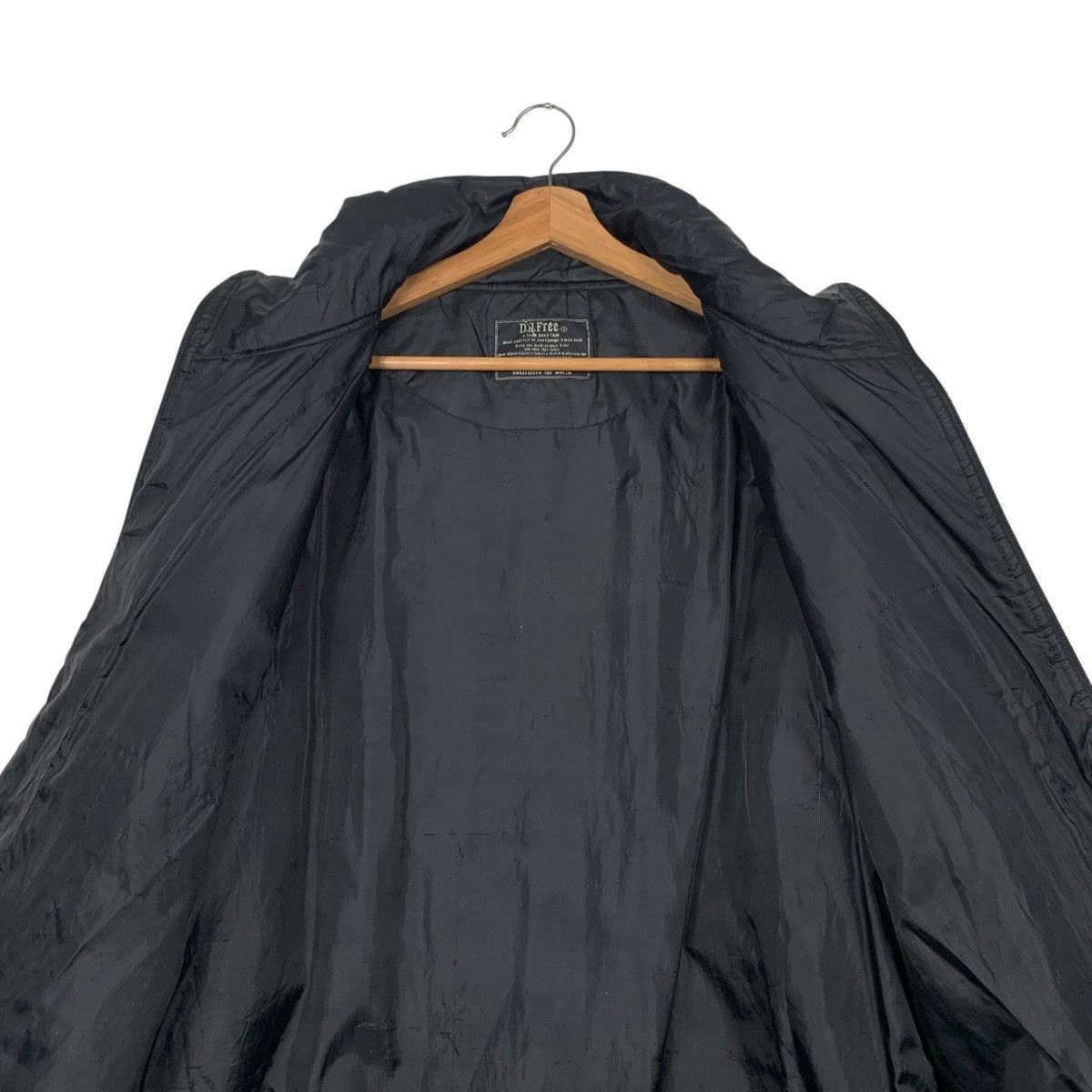 Japanese Brand DJ FREE Big Logo Lightweight Puffer Jacket #2349-C105 Size US L / EU 52-54 / 3 - 12 Thumbnail