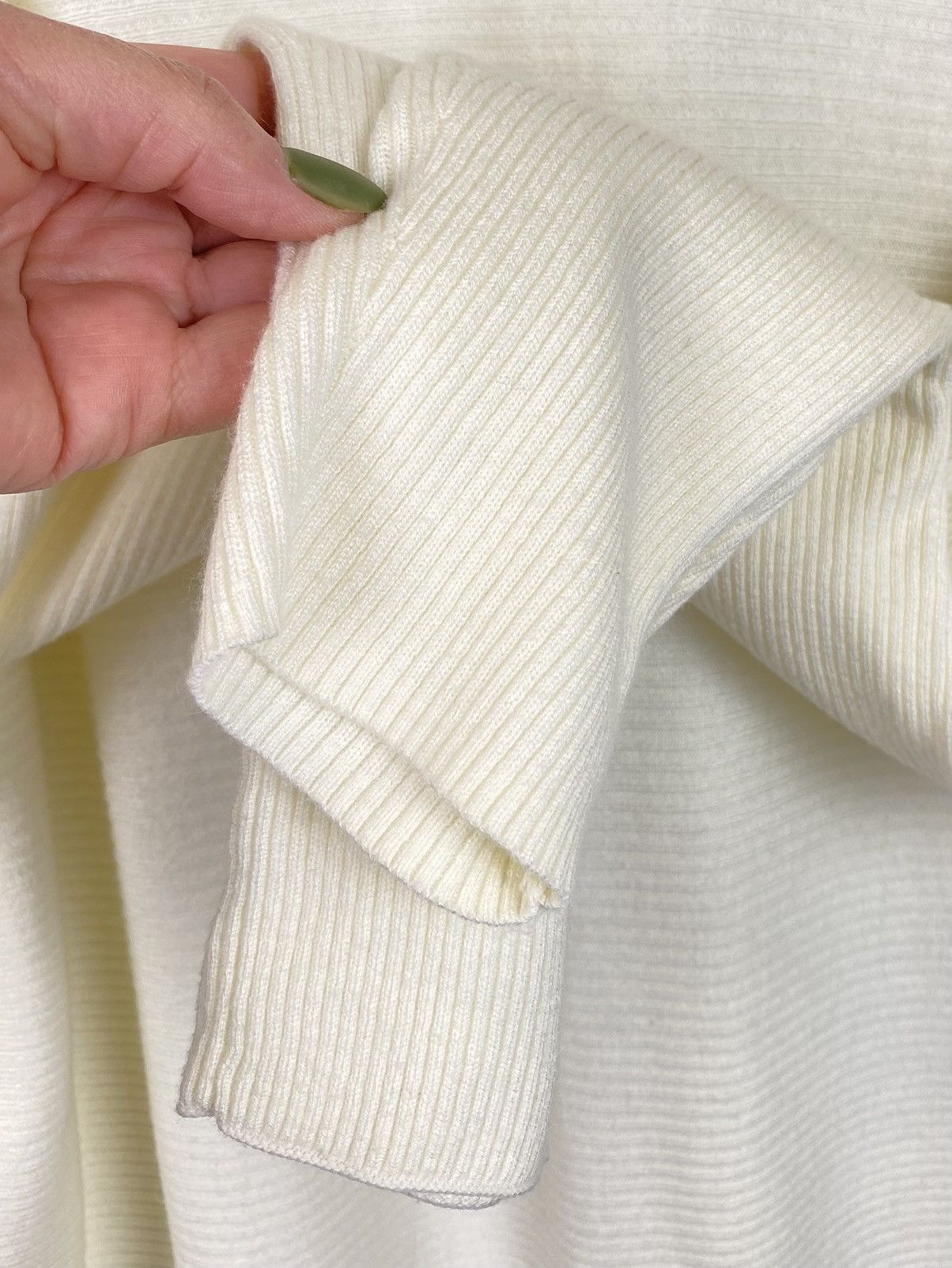 Reiss Reiss OE Ilara Draped Ribbed Viscose / Cashmere Top Sweater Size L / US 10 / IT 46 - 8 Thumbnail