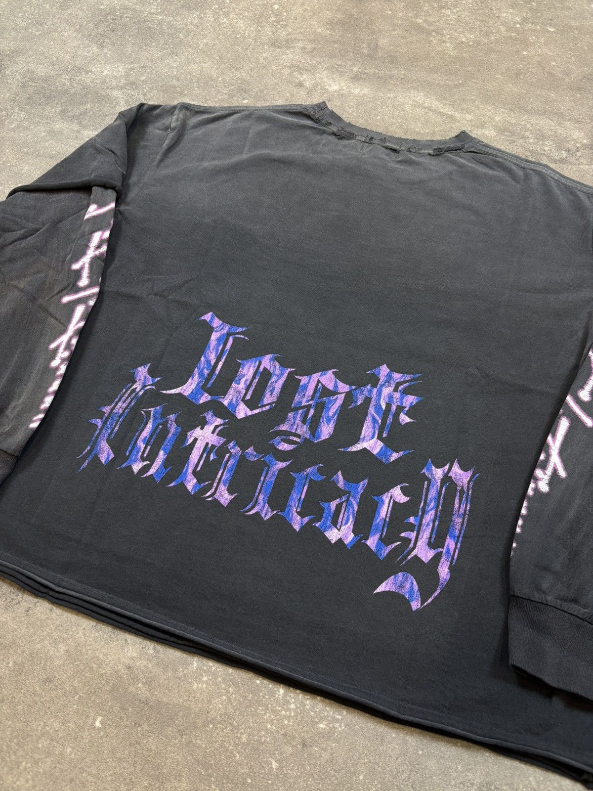 LOST INTRICACY Lost Intricacy Forbidden Love Longsleeve, Black Size US S / EU 44-46 / 1 - 6 Thumbnail