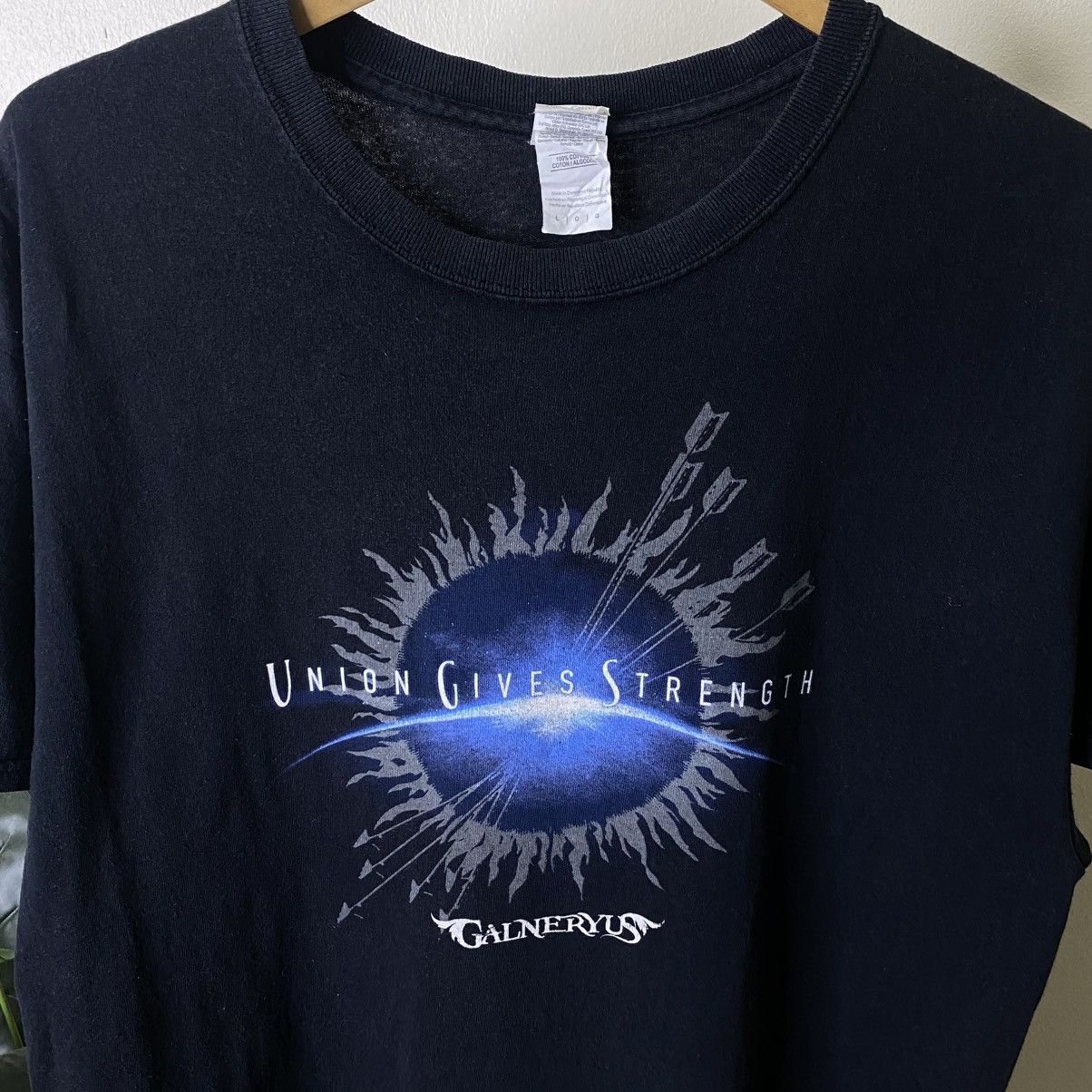 Band Tees Galneryus Japan Power Metal Band Union Gives Strength Album Size US L / EU 52-54 / 3 - 2 Thumbnail