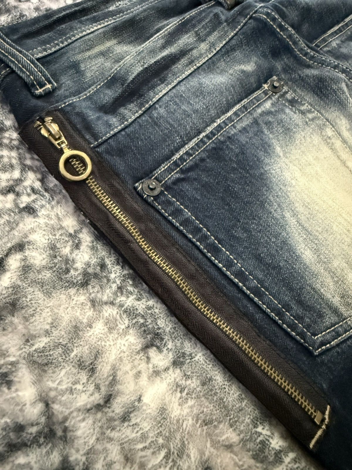 If Six Was Nine Trim Co Japan Wolf Cut Shadow Wash Studded Flared Jeans Size US 30 / EU 46 - 16 Thumbnail