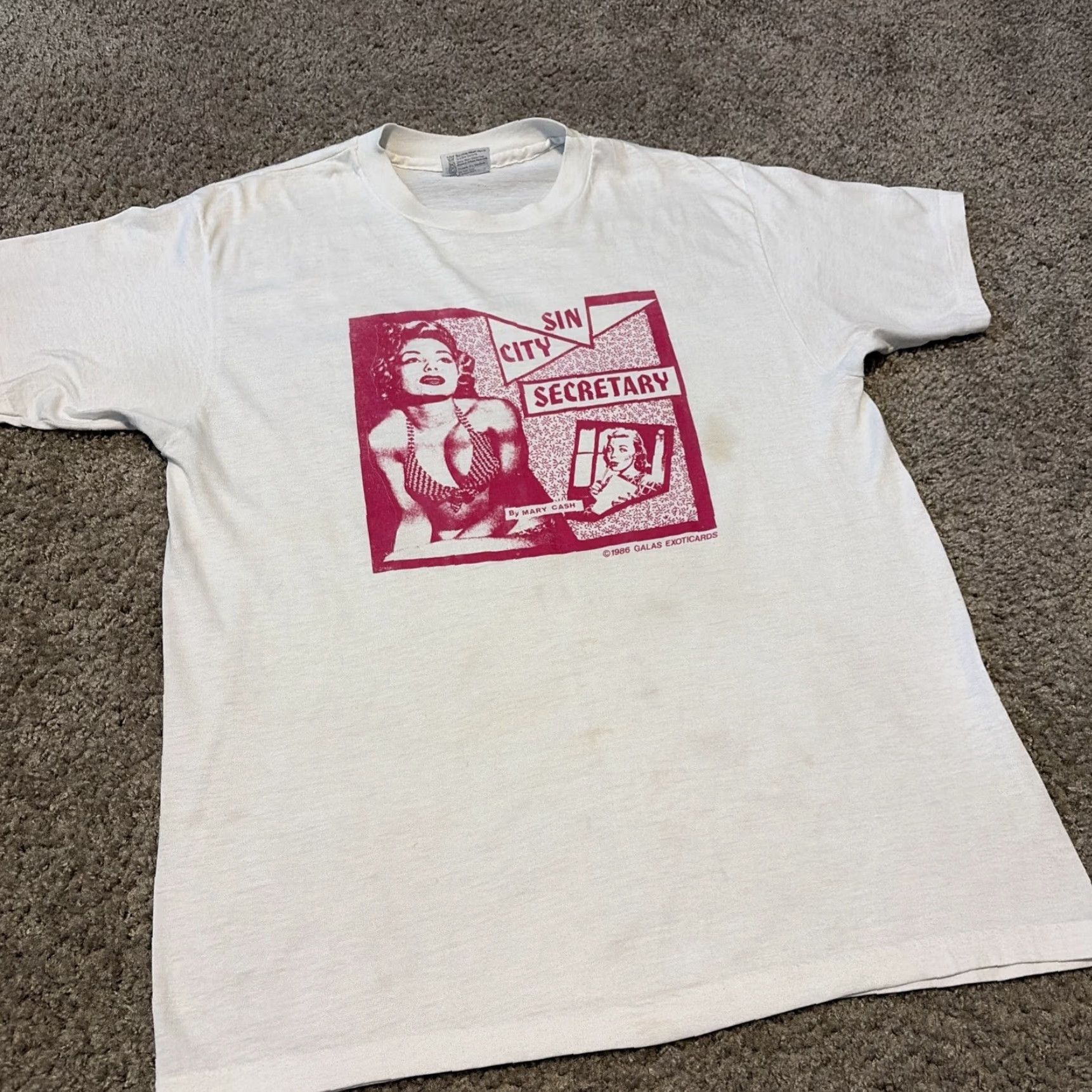 Hanes VINTAGE 1986 Galas Exoticards Sin City Secretary Mary Cash Exot ic Raunchy Art T-Shirt Hanes White XL Unisex Adults Marie Mens Shirt Size US XL / EU 56 / 4 - 6 Thumbnail