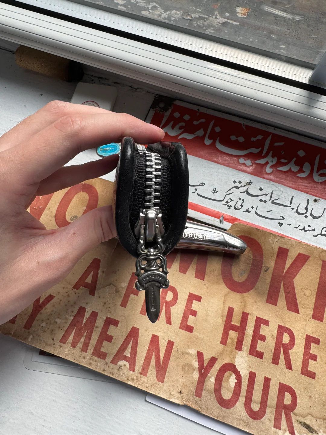 Chrome Hearts 🚭HOLIDAY 2018 FULL .925 SILVER CORKSCREW w/ DAGGER ZIP CASE Size ONE SIZE - 4 Thumbnail
