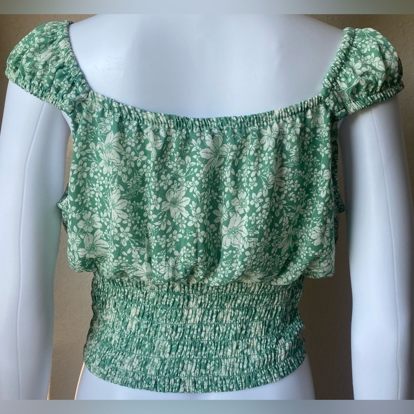 Other Sienna Sky | Floral Keyhole Cap Sleeve Crop Top | Small Size S / US 4 / IT 40 - 2 Thumbnail