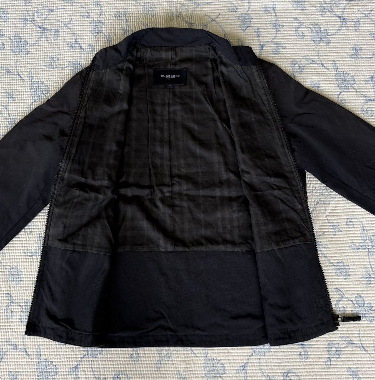 Burberry Burberry Nylon Cotton Black Jacket Size US XS / EU 42 / 0 - 6 Thumbnail