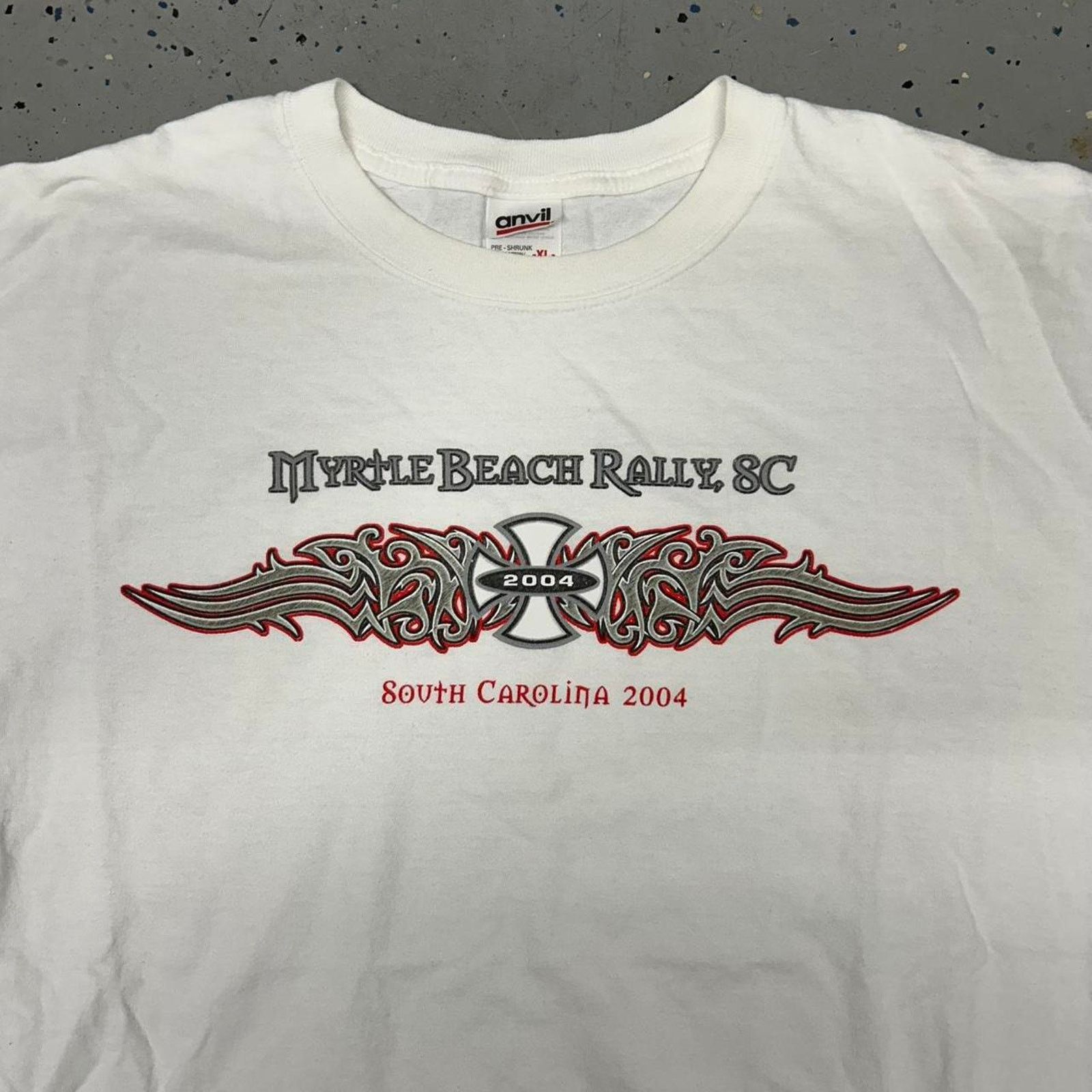 Anvil Y2K White and red Myrtle Beach Rally 2004 tee Size US XL / EU 56 / 4 - 2 Thumbnail