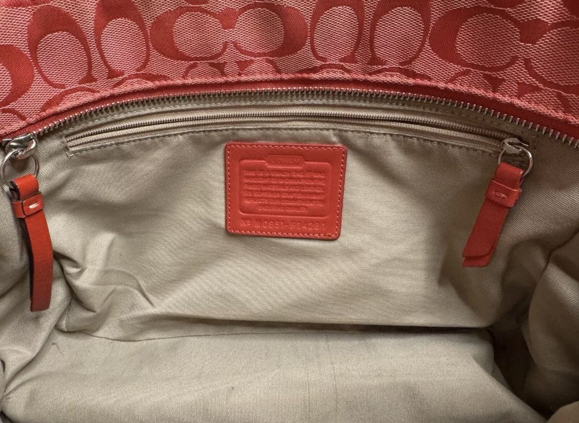 Coach Vintage Canvas and Leather Coach Shoulder Bag Size ONE SIZE - 5 Thumbnail