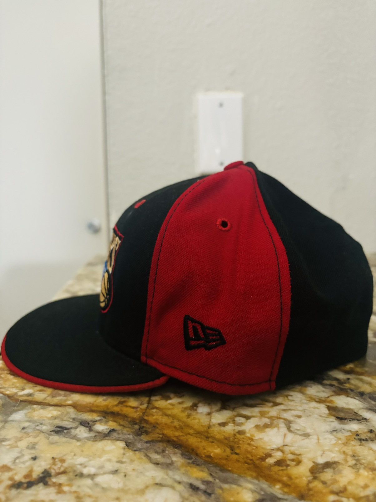 NBA Vintage 76ers two tone fitted hat Size ONE SIZE - 4 Thumbnail