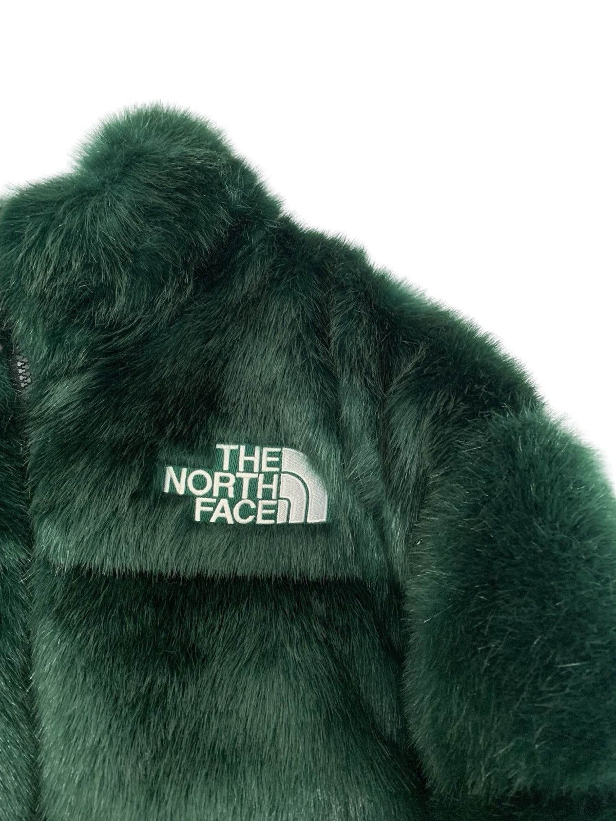 Supreme × The North Face Supreme x The North Face Faux Fur Nuptse Jacket Size US L / EU 52-54 / 3 - 2 Thumbnail