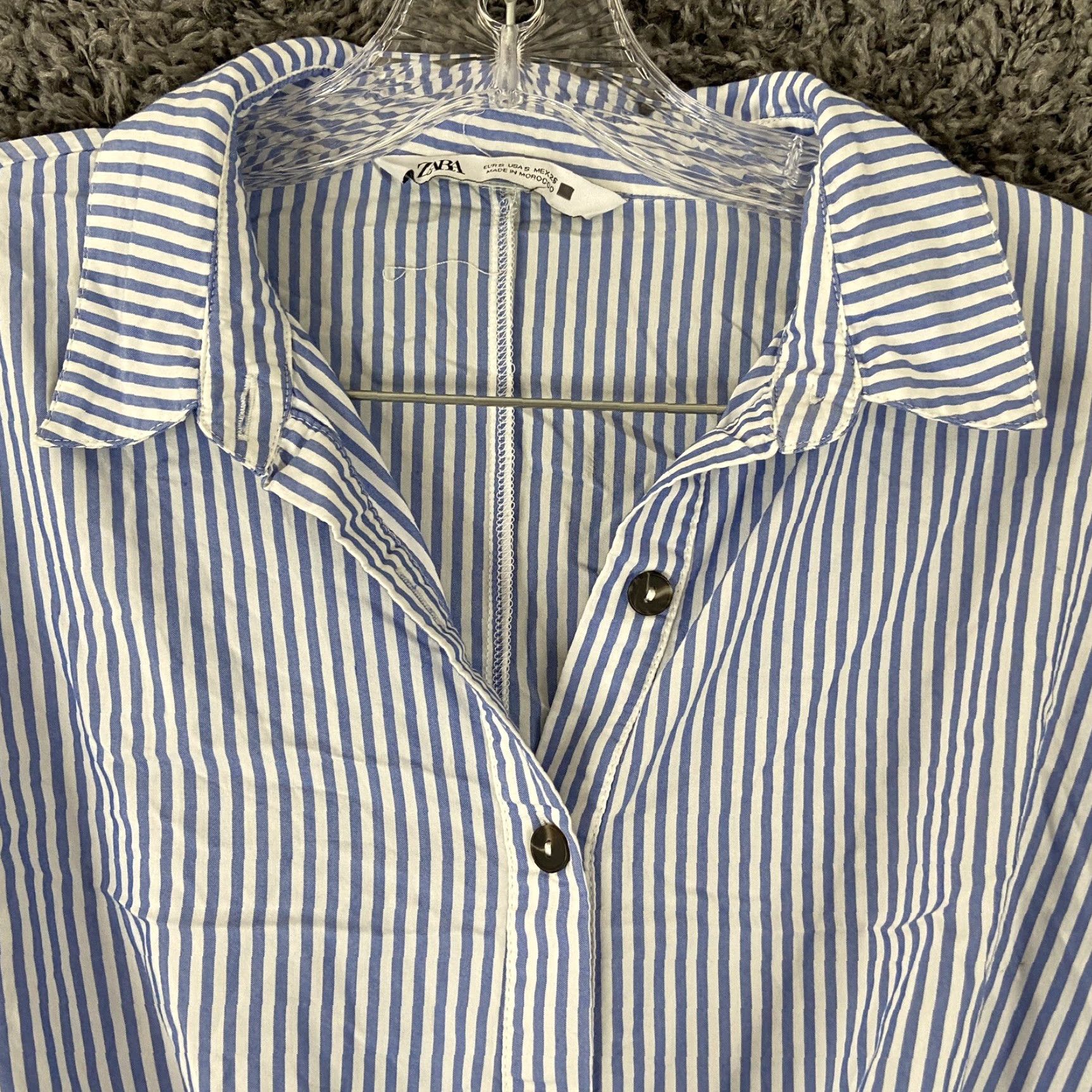 Zara Zara Blouse Women’s S Blue White Stripped Short Sleeve Men? Wait. Size S / US 4 / IT 40 - 7 Thumbnail