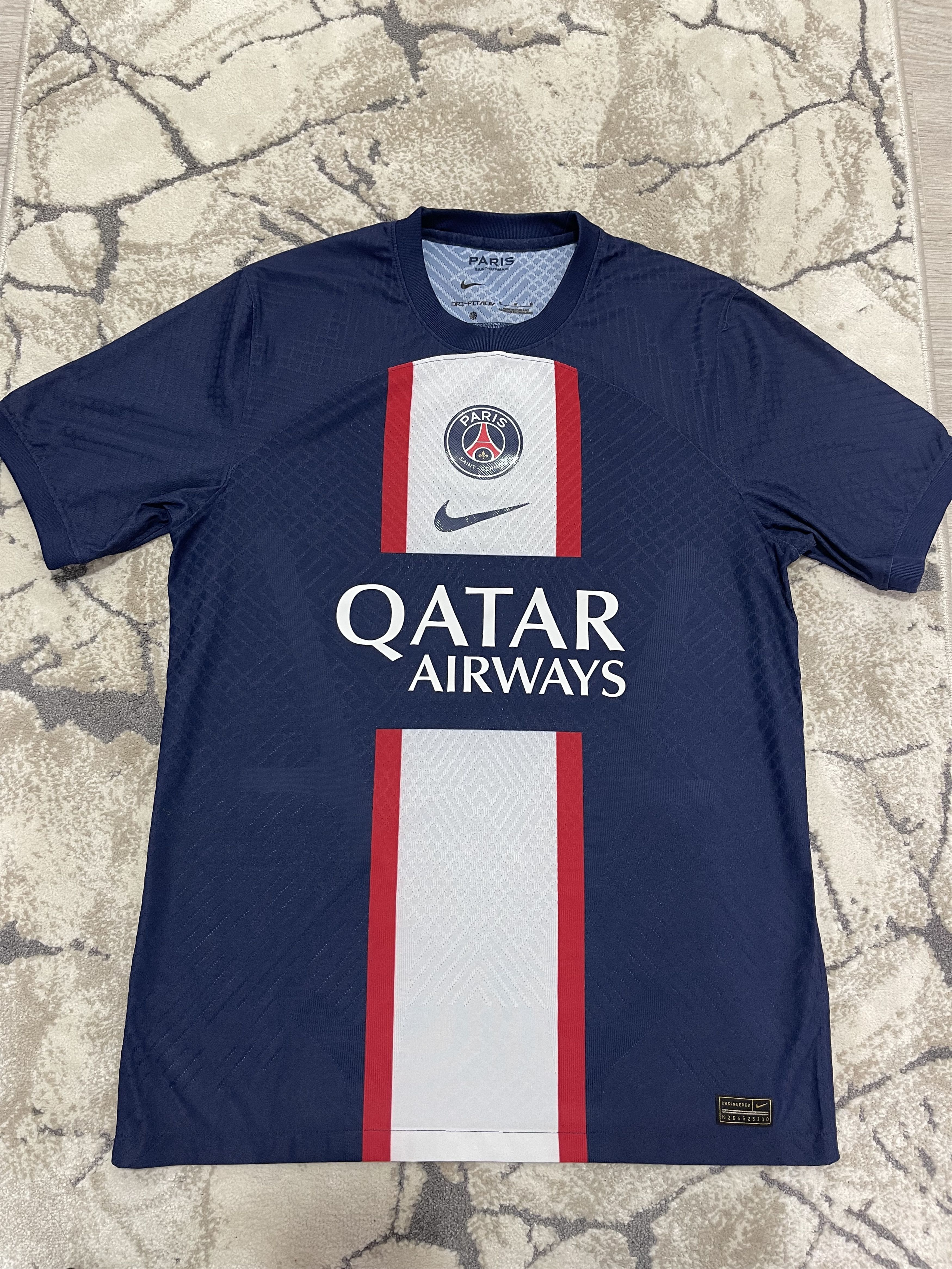 Nike PSG Nike Home Jersey 2022/23 Size M Size US M / EU 48-50 / 2 - 11 Thumbnail
