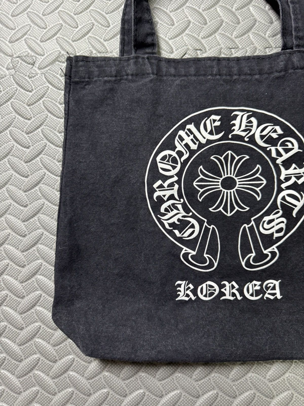 Chrome Hearts RARE! EXCLUSIVE! CHROME HEARTS KOREA TOTE BAG Size ONE SIZE - 6 Thumbnail