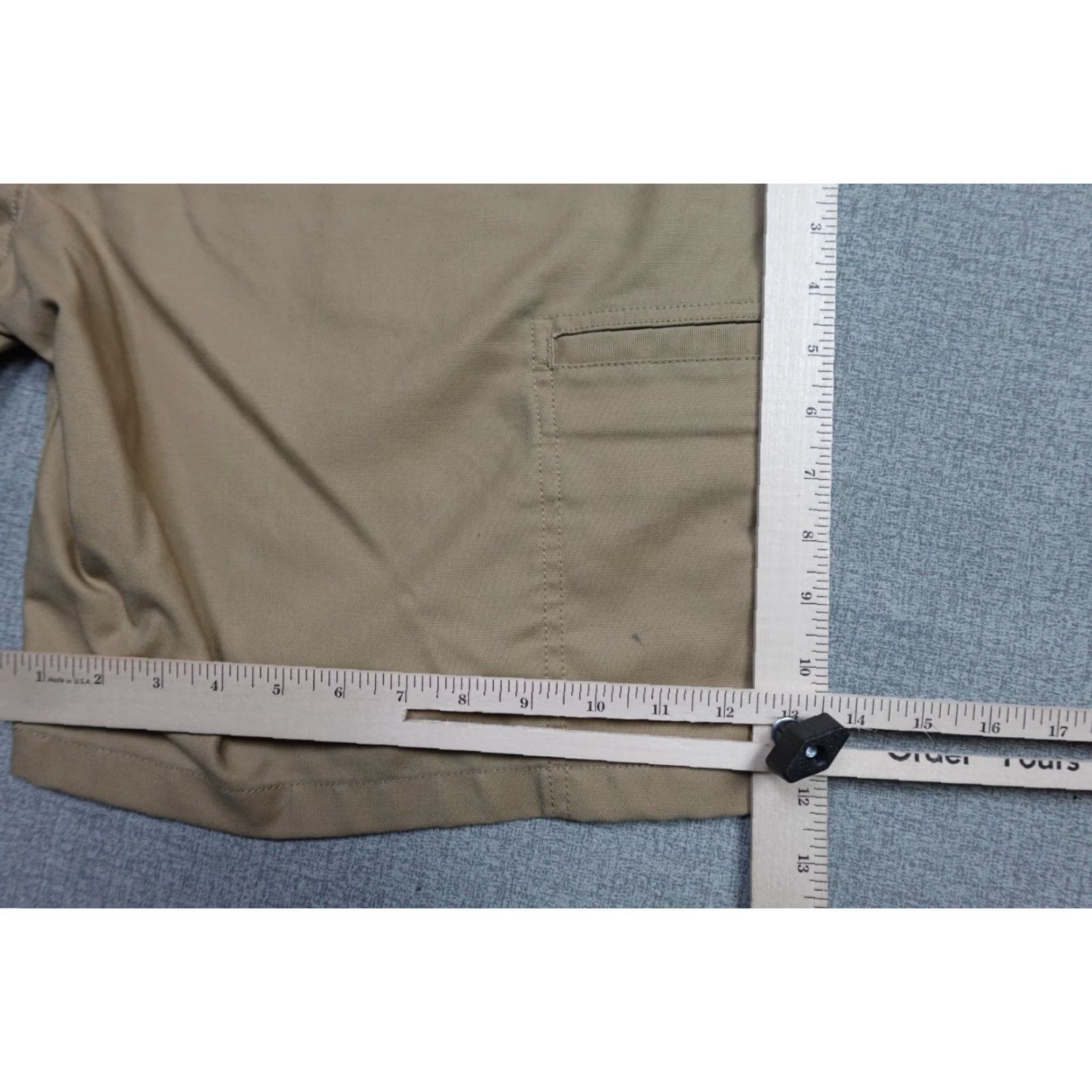 Carhartt Carhartt Shorts Mens 42 Brown Chino Rugged Relaxed Fit 103111-253 Brown Carhartt Shorts Mens 42 Chino Rugged Relaxed Fit 103111-253 Size US 42 / EU 58 - 4 Thumbnail
