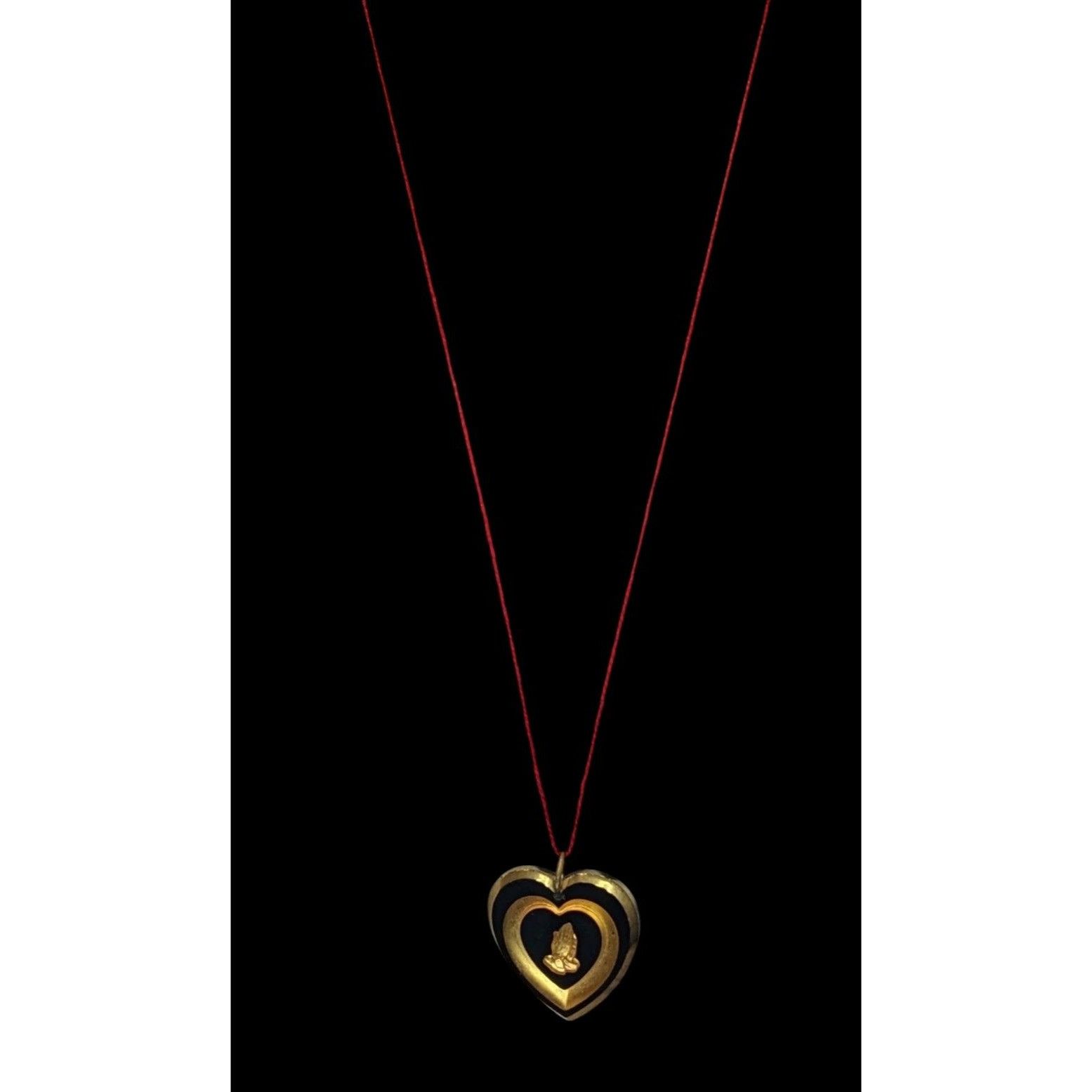 Other Vintage Carved Praying Hands Heart Necklace Size ONE SIZE - 5 Thumbnail