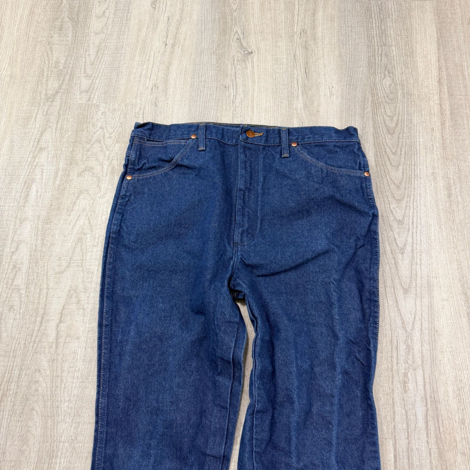 Wrangler Vintage Wrangler Cowboy Cut Slim Fit Jeans Men's 36x34 Blue Size US 36 / EU 52 - 2 Thumbnail
