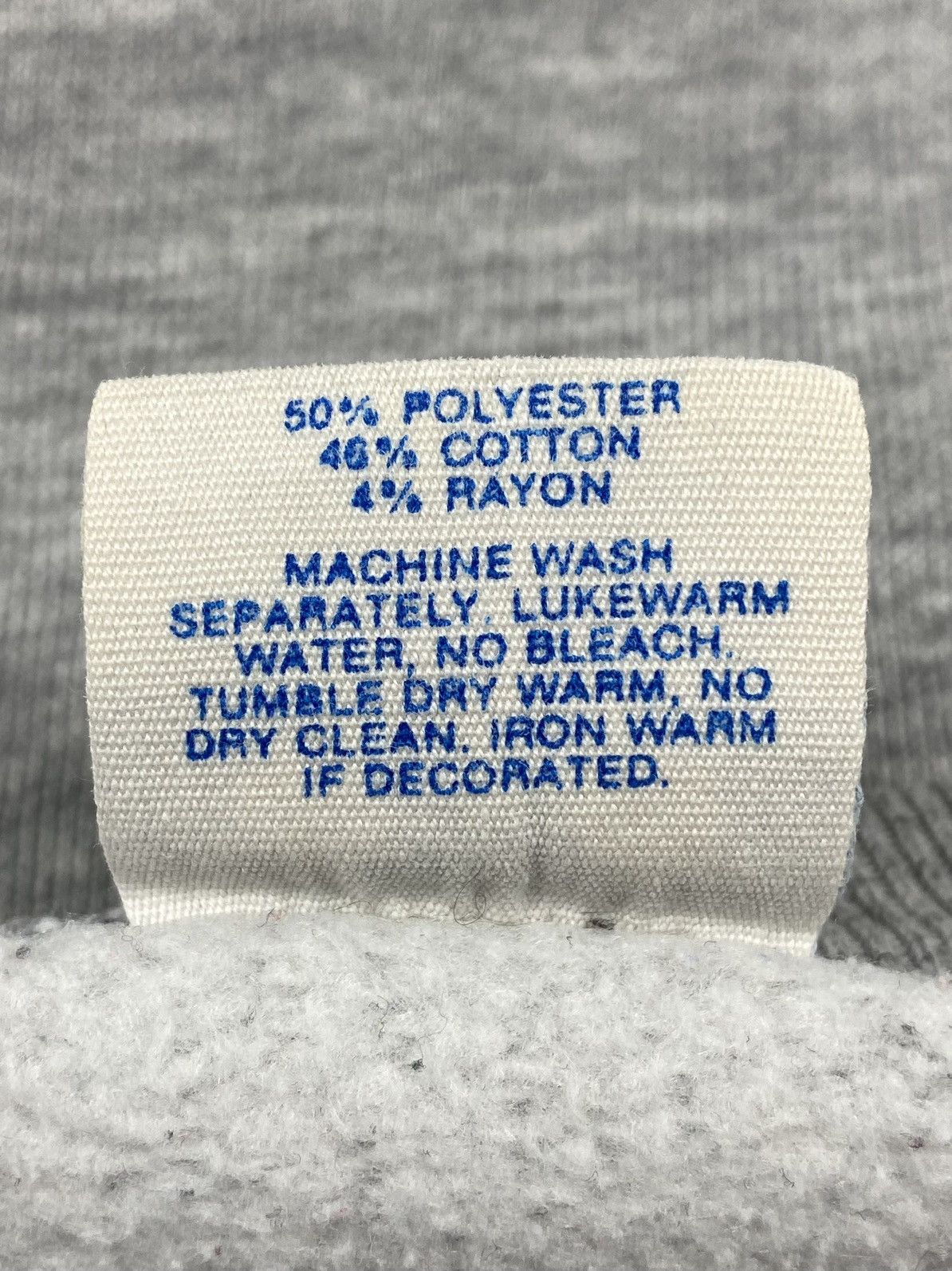 Vintage 1980’s Vintage Disney Mickey Mouse Graphic Sweatshirt Size US S / EU 44-46 / 1 - 6 Thumbnail