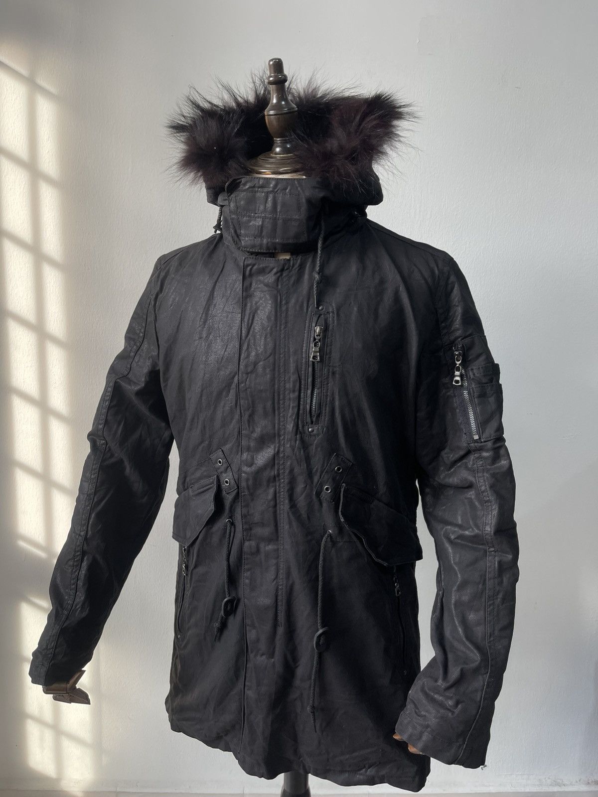 Le Grande Bleu (L.G.B.) RARE 2000s LGB Tornado Mart Fur Wax Parka Armor Style C1 Size US L / EU 52-54 / 3 - 14 Thumbnail