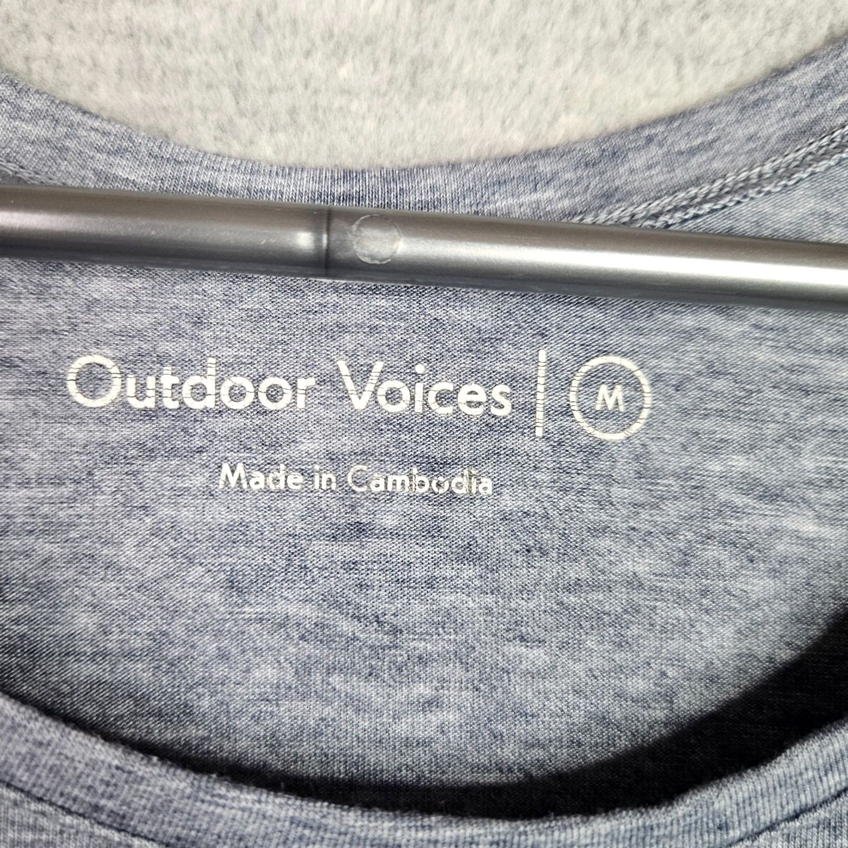 Outdoor Voices Outdoor Voices Women's Tank Top Gray Medium Athletic Sleeveless Racerback V-Neck Casual Activewear Shirt For Work Out Yoga Athletic Wear Size M / US 6-8 / IT 42-44 - 3 Thumbnail