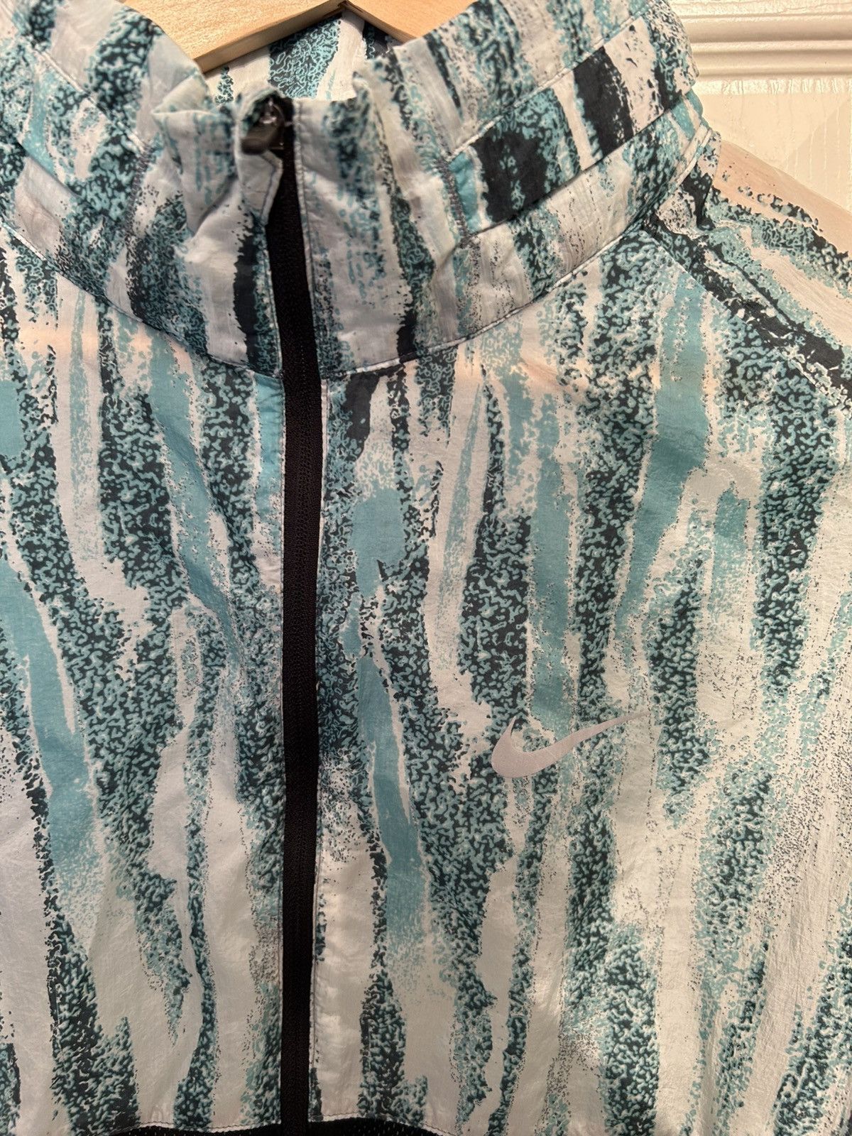 Nike × Vintage Vintage Nike Running Jacket Size Large Size US L / EU 52-54 / 3 - 2 Thumbnail