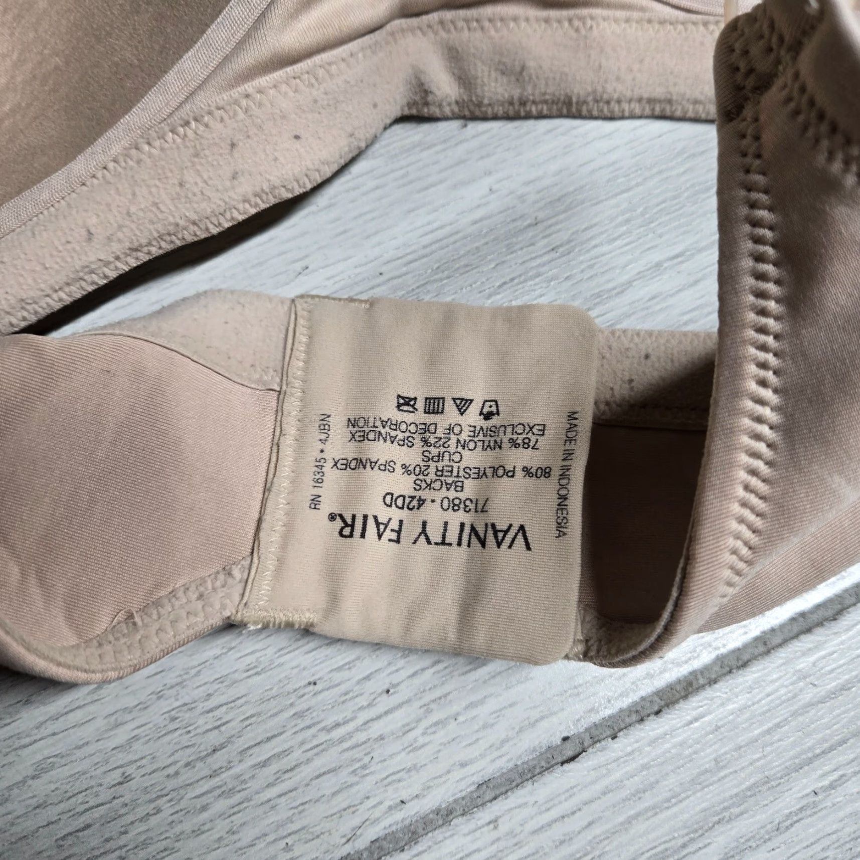 Vintage Vanity Fair Bra Women Adult 42DD Beige Full Coverage T-Shirt Underwire Size ONE SIZE - 4 Thumbnail