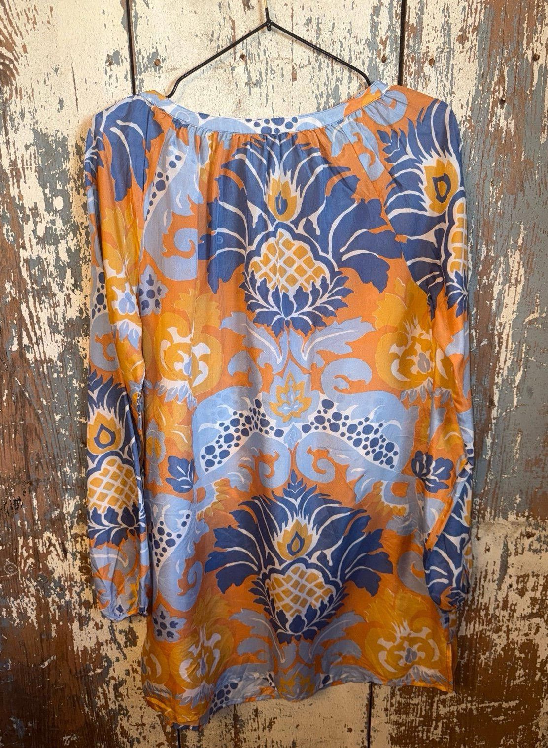 J.Crew J. Crew womens Small blouse, v-neck, blue and orange print Size S / US 4 / IT 40 - 4 Thumbnail