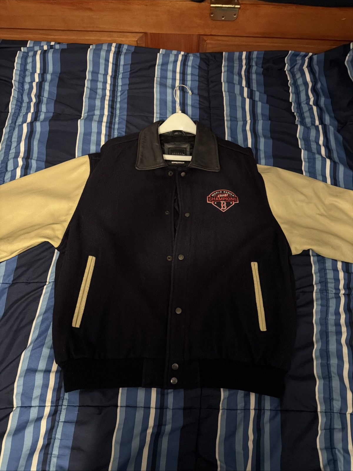 Majestic Boston Red Sox 2004 World Series Championship Varsity Jacket Size US L / EU 52-54 / 3 - 9 Thumbnail