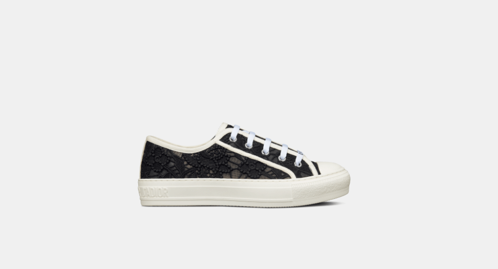 o1w1db10823 Sneakers in Black