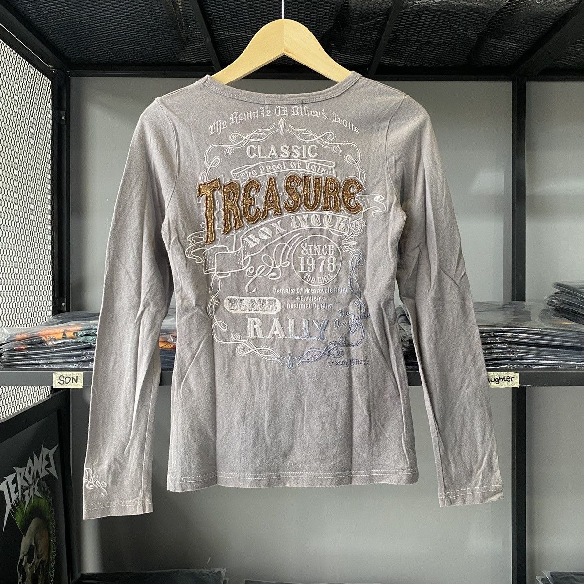 Beauty Beast × If Six Was Nine × Le Grande Bleu (L.G.B.) Japanese Treasure Motorcycle Rally by Glitz Long Sleeve Size US M / EU 48-50 / 2 - 13 Thumbnail