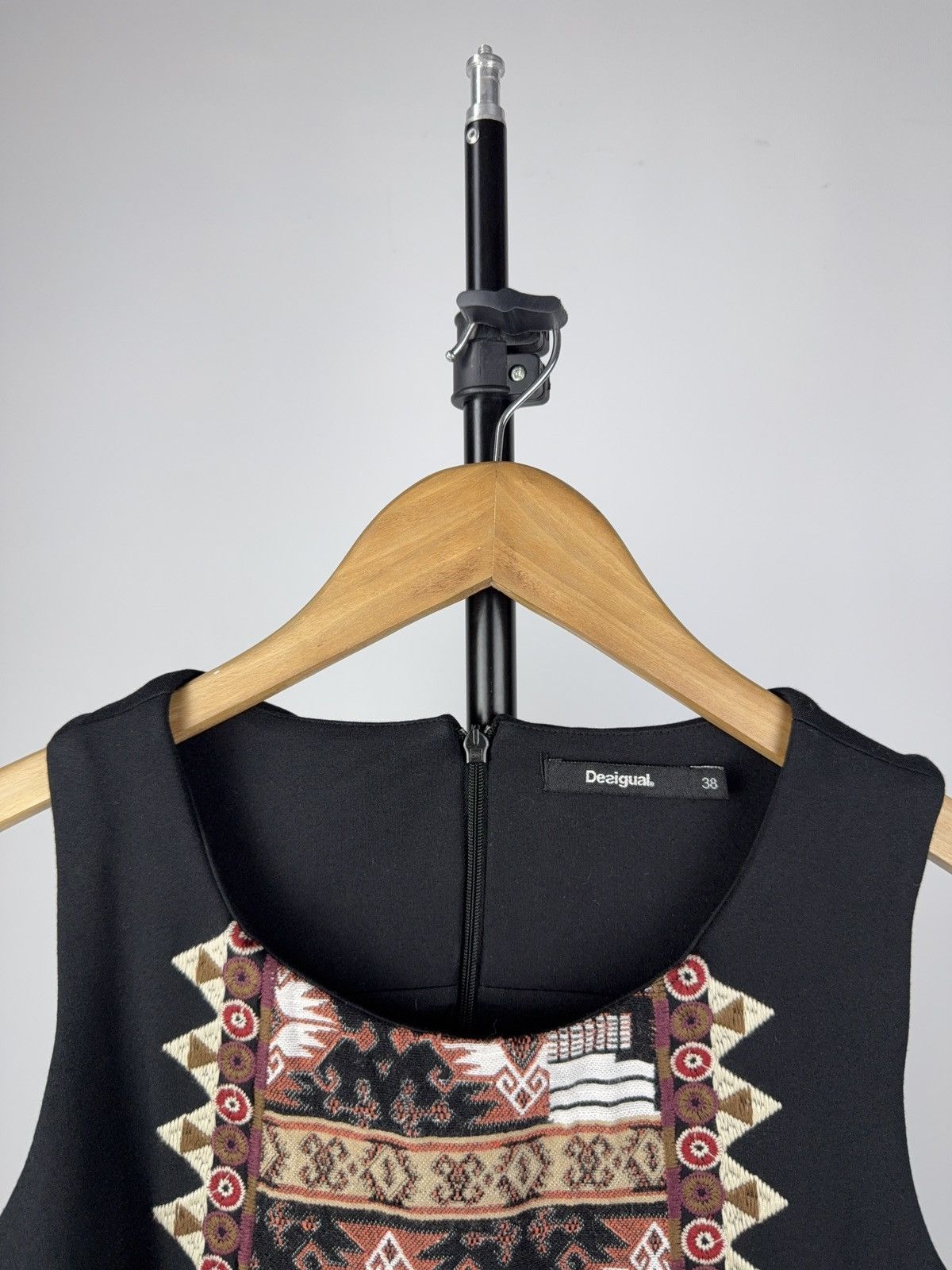 Desigual Avant Garde Desigual Ethnic Tapestry Bodycon Dress Size 38 Size S / US 4 / IT 40 - 3 Thumbnail