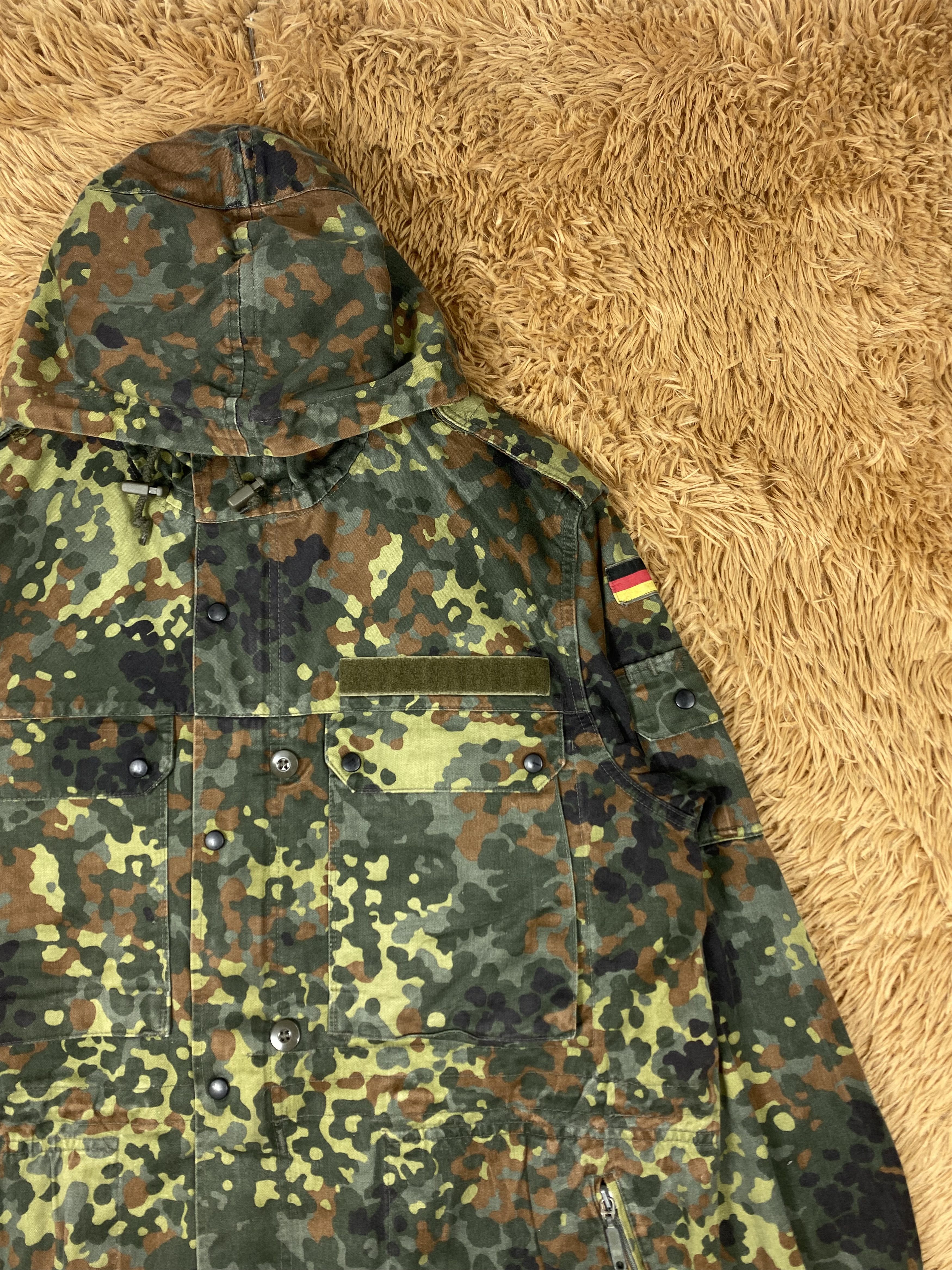 Vintage Vintage Army Military Camouflage Jacket DJ0763 Size US M / EU 48-50 / 2 - 3 Thumbnail
