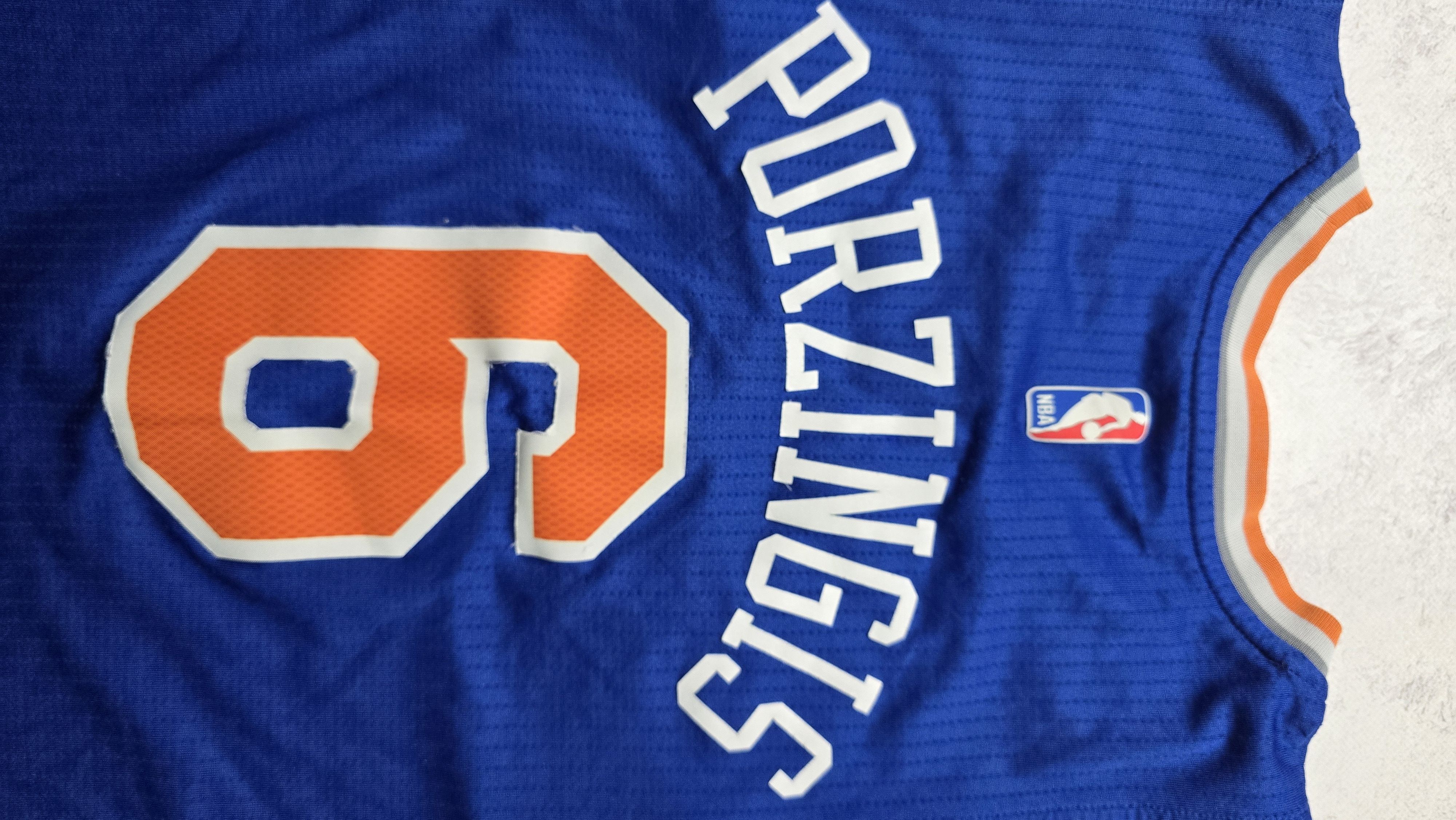Adidas Adidas Swingman New York Knicks Kristaps Porzingis #6 Jersey Size US M / EU 48-50 / 2 - 5 Thumbnail