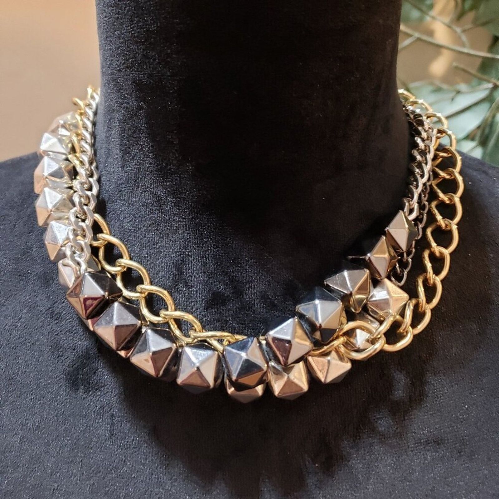 Vintage Vintage Womens Multi Tone Chain Box Linked 3 Strand Necklace Size ONE SIZE - 1 Thumbnail