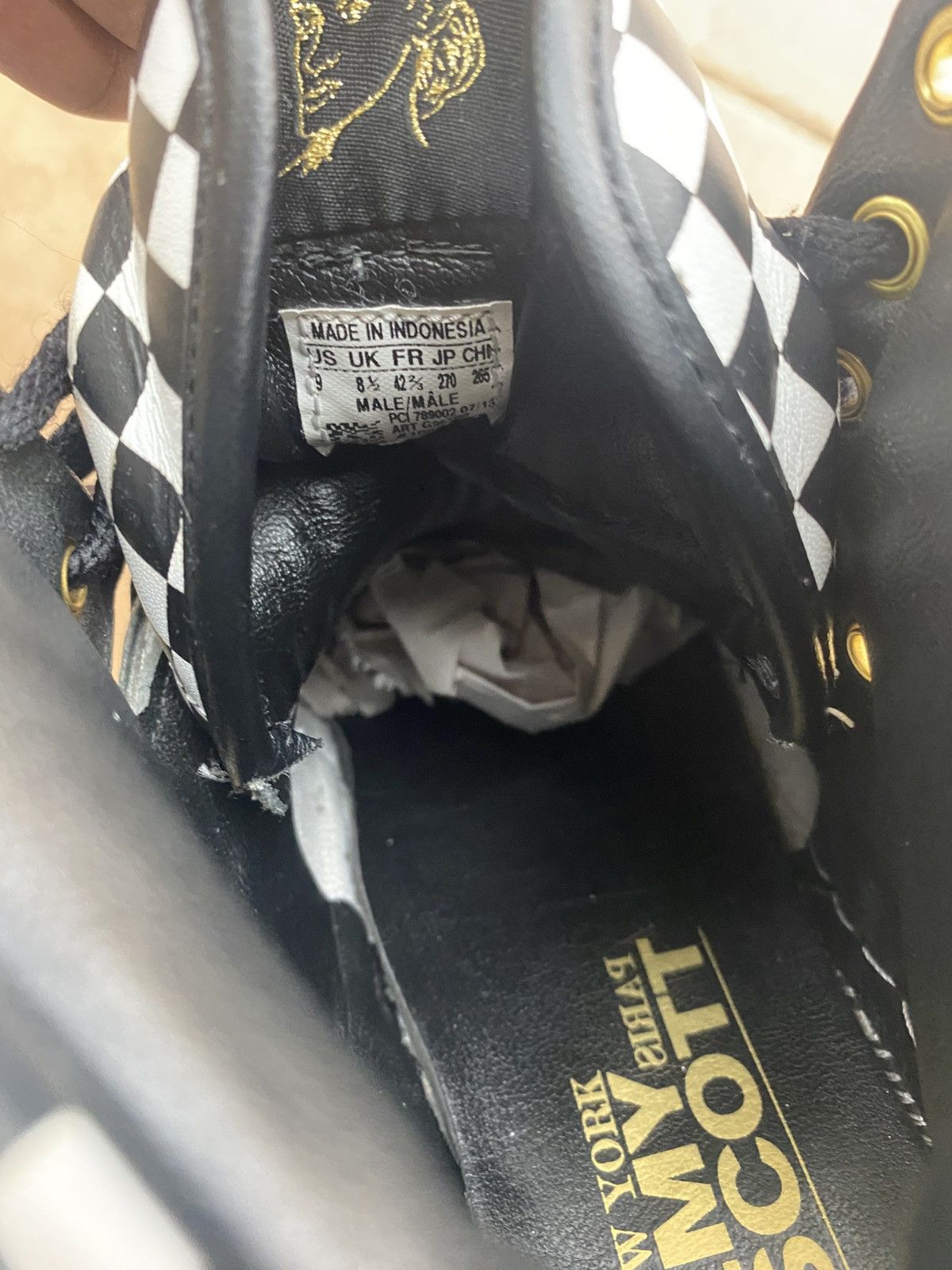 Adidas × Jeremy Scott Jeremy scott Adidas wings(no wings) Size US 9 / EU 42 - 7 Thumbnail