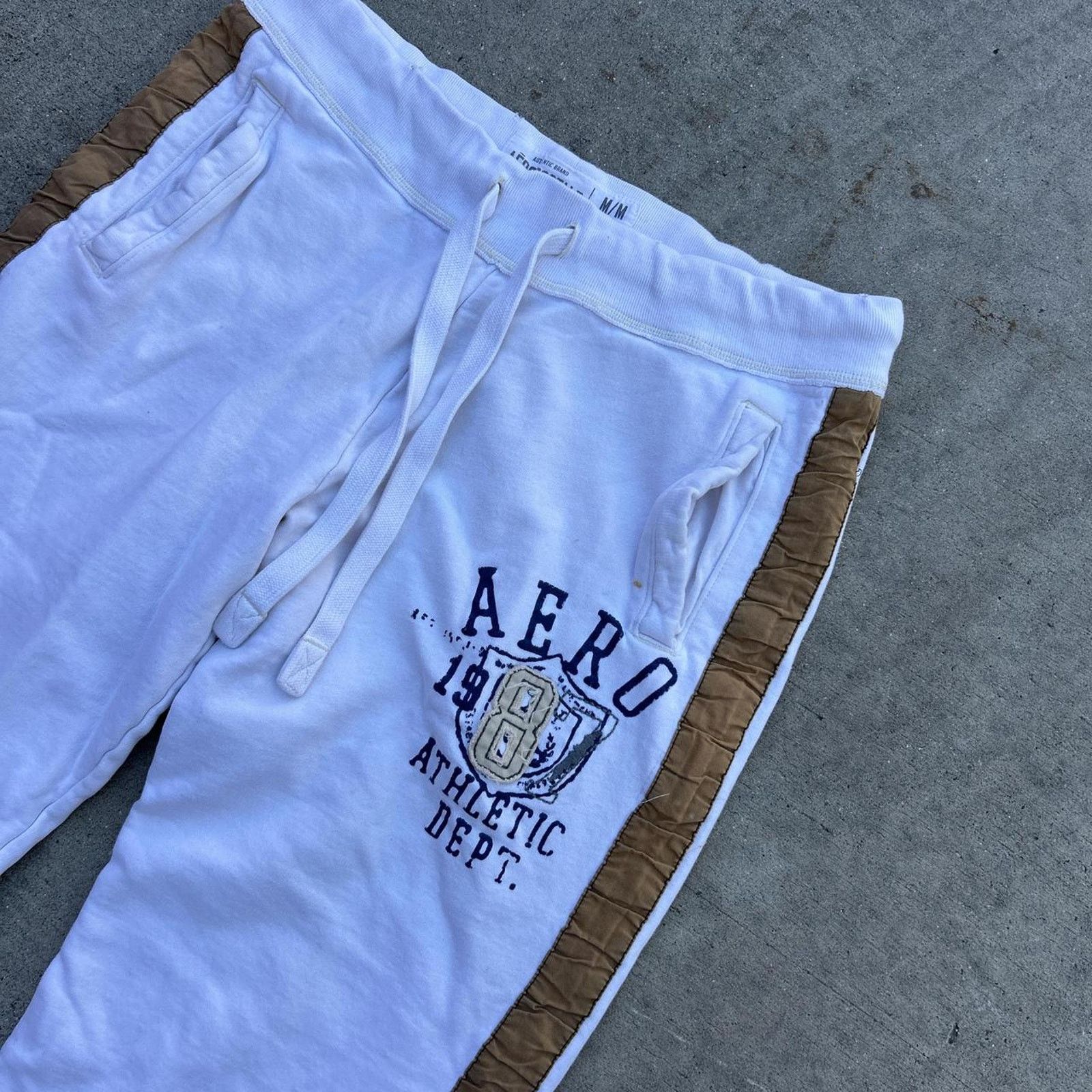 Aeropostale Y2k aeropostale white and brown striped baggy Sweatpants Size US 31 - 2 Thumbnail