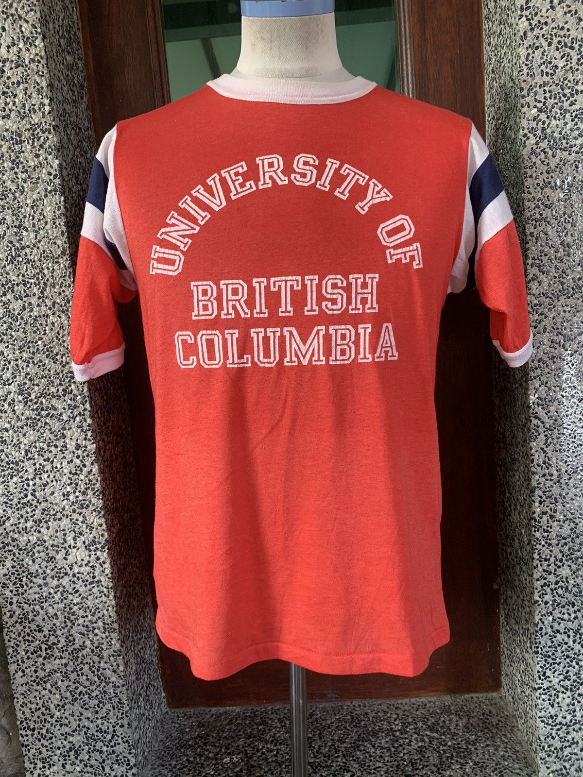 Vintage 80s University Of British Columbia T shirt