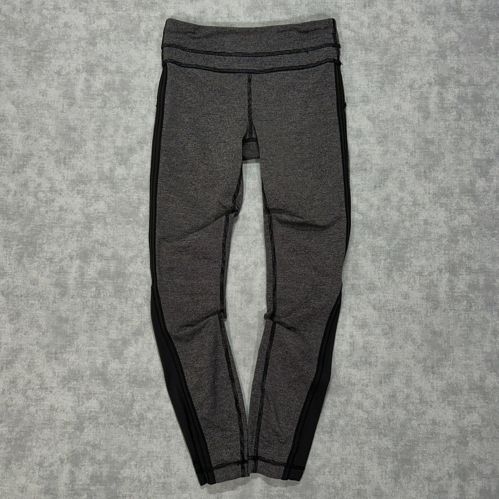 Lululemon Lululemon Inspire Crop capri athletic running leggings wms 2 Size 26" / US 2 / IT 38 - 1 Thumbnail