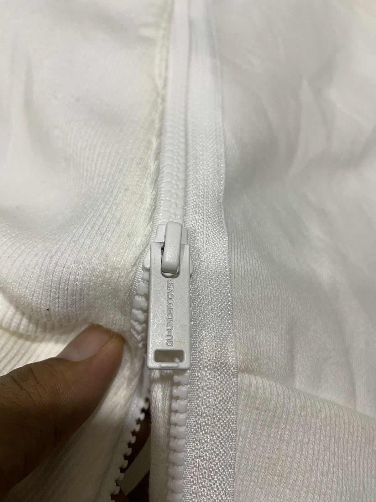 GU × Undercover Offer‼️Gu x Undercover White Sweatshirt Size US M / EU 48-50 / 2 - 8 Thumbnail