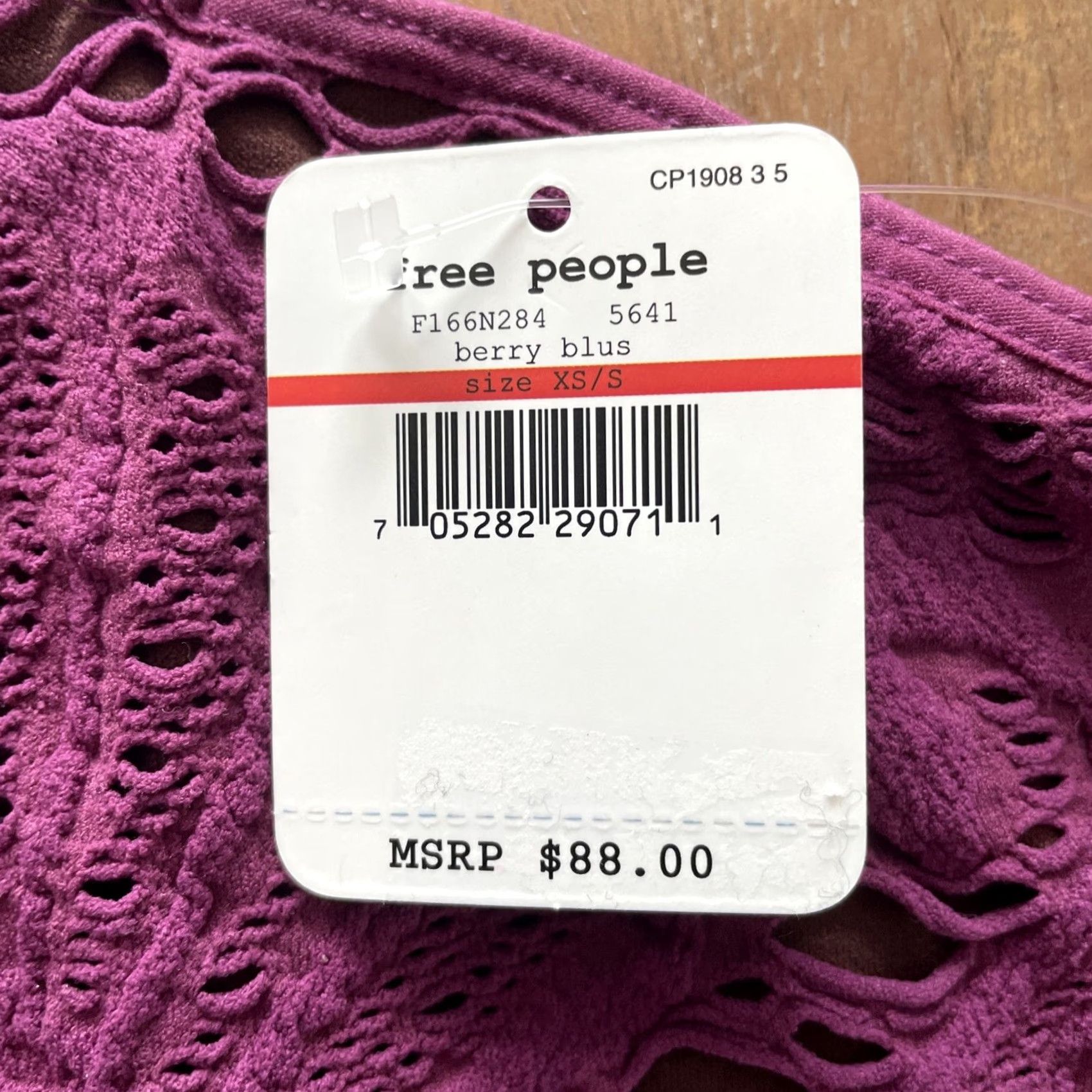 Free People VINTAGE Free People Bodycon Dress Shirt Womens XS/S Purple Lace Crochet Lined Short 3/4 Sleeve Sweetheart Neckline Bohemian Clubwear London 90s Size S / US 4 / IT 40 - 3 Thumbnail