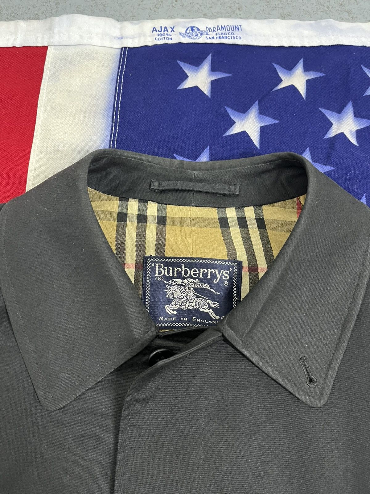 Burberry Classic Burberrys Coat with Nova Check Size US L / EU 52-54 / 3 - 5 Thumbnail
