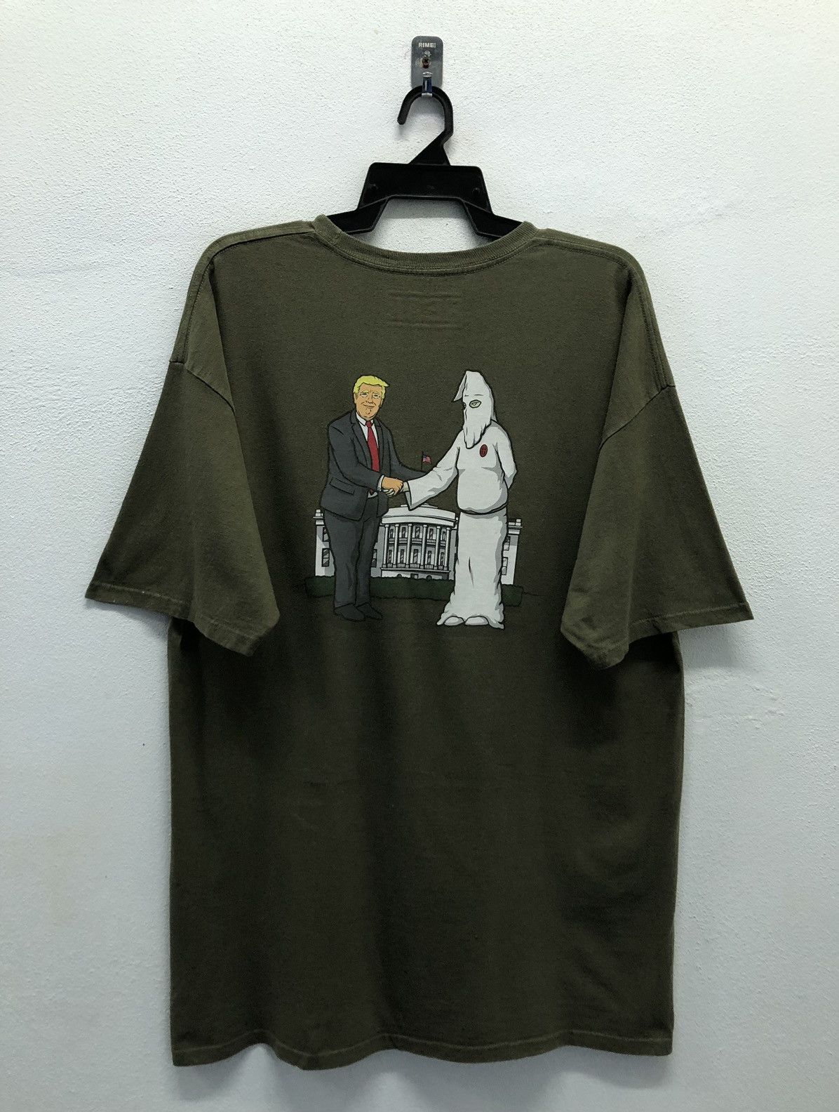 Vintage Real Trump Real Thiebaud Zoltron Paisley T-Shirt