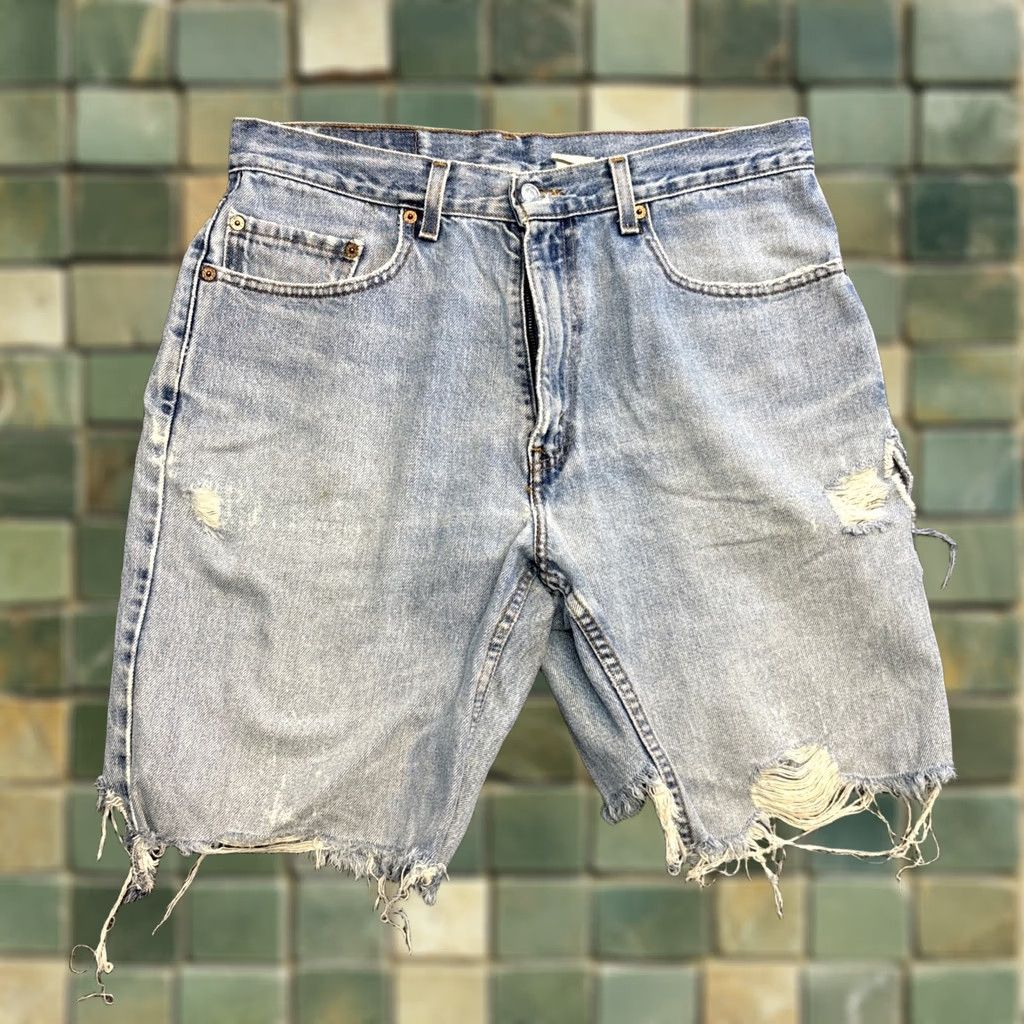 Levi's Levi’s Jeans 550 Light Wash Cut Jeans Shorts W 34 Mens Regular Blue Jorts - Pre-owned Excellent Size US 34 / EU 50 - 1 Thumbnail