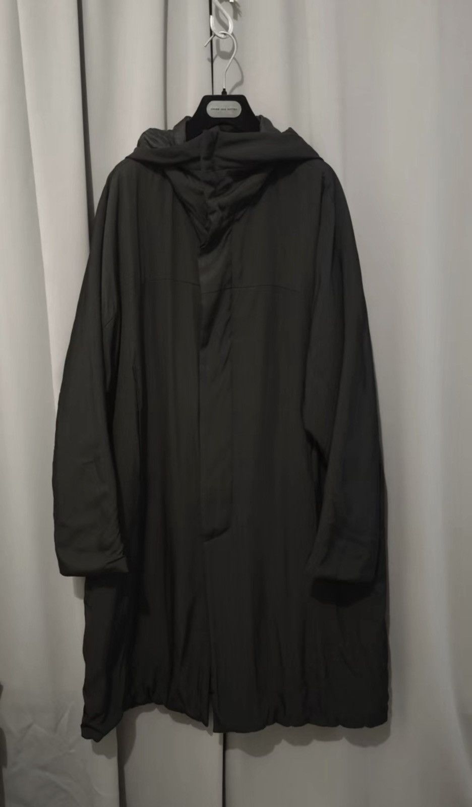 Yohji Yamamoto Yohji Yamamoto Quilted Silk Autumn/Winter Cape Coat Size US M / EU 48-50 / 2 - 1 Thumbnail