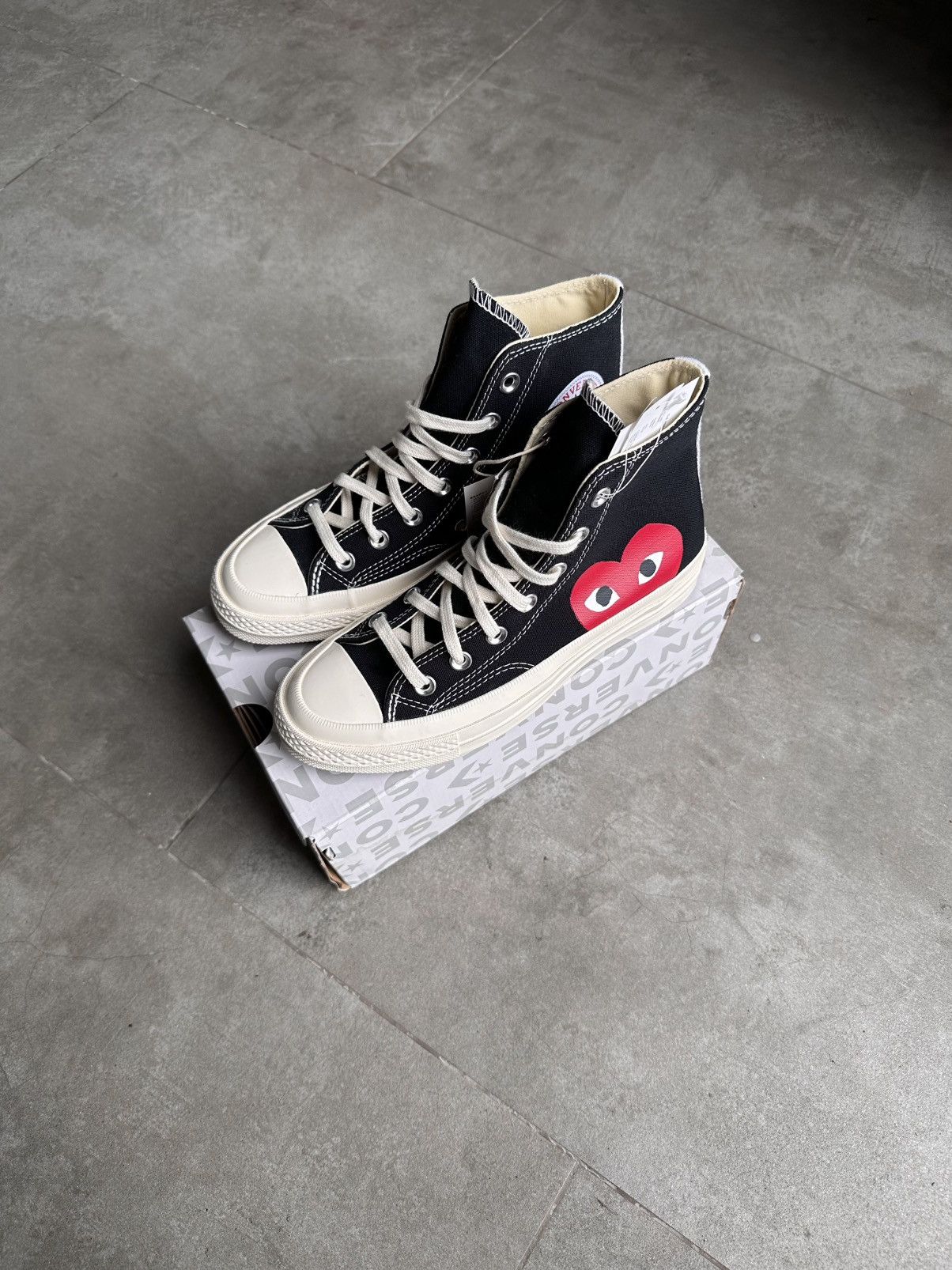 Comme des Garcons PLAY × Converse CDG PLAY x CONVERSE HI CHUCK TAILOR 70 Size US 7 / IT 37 - 3 Thumbnail