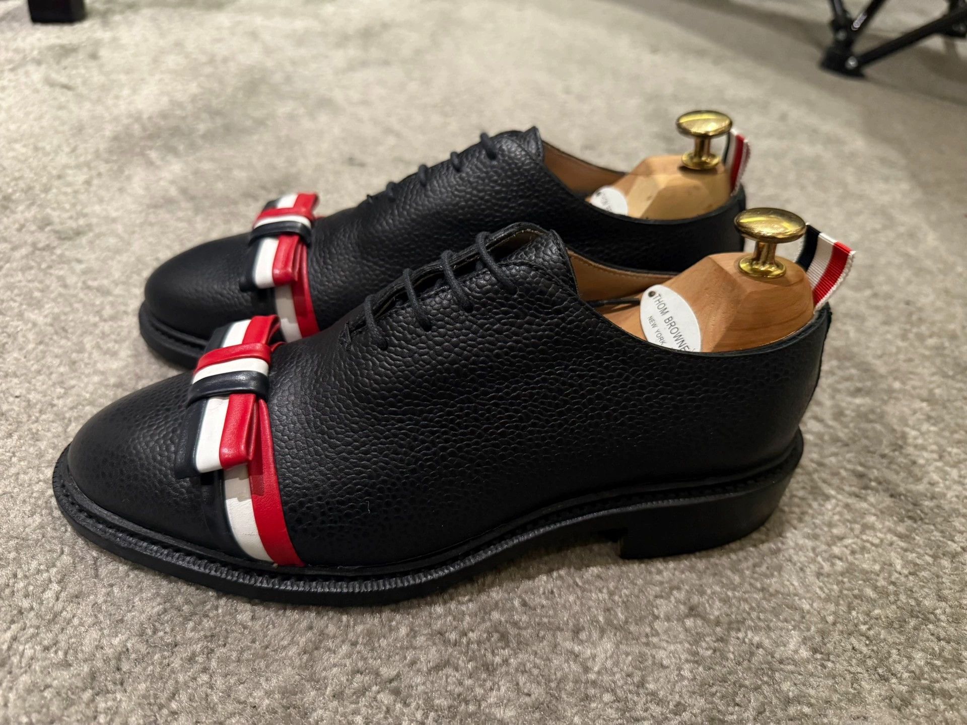 Thom Browne Thom Browne Classic Black Bow Leather Shoes Size38 Size US 7.5 / IT 37.5 - 2 Thumbnail
