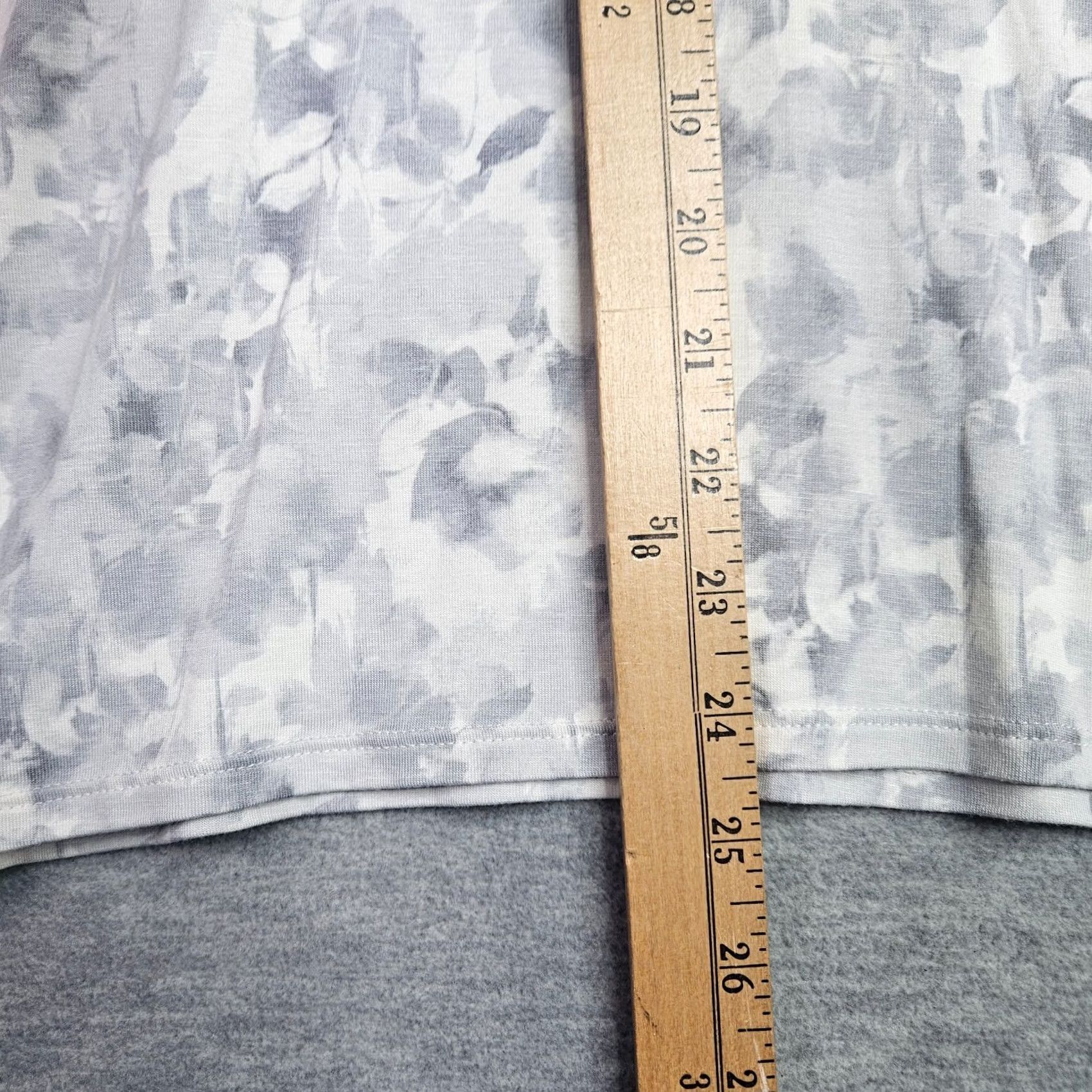 White House Black Market White House Black Market Women's Gray Cowl Neck Long Sleeve Top M Shirt Blouse Size M / US 6-8 / IT 42-44 - 5 Thumbnail