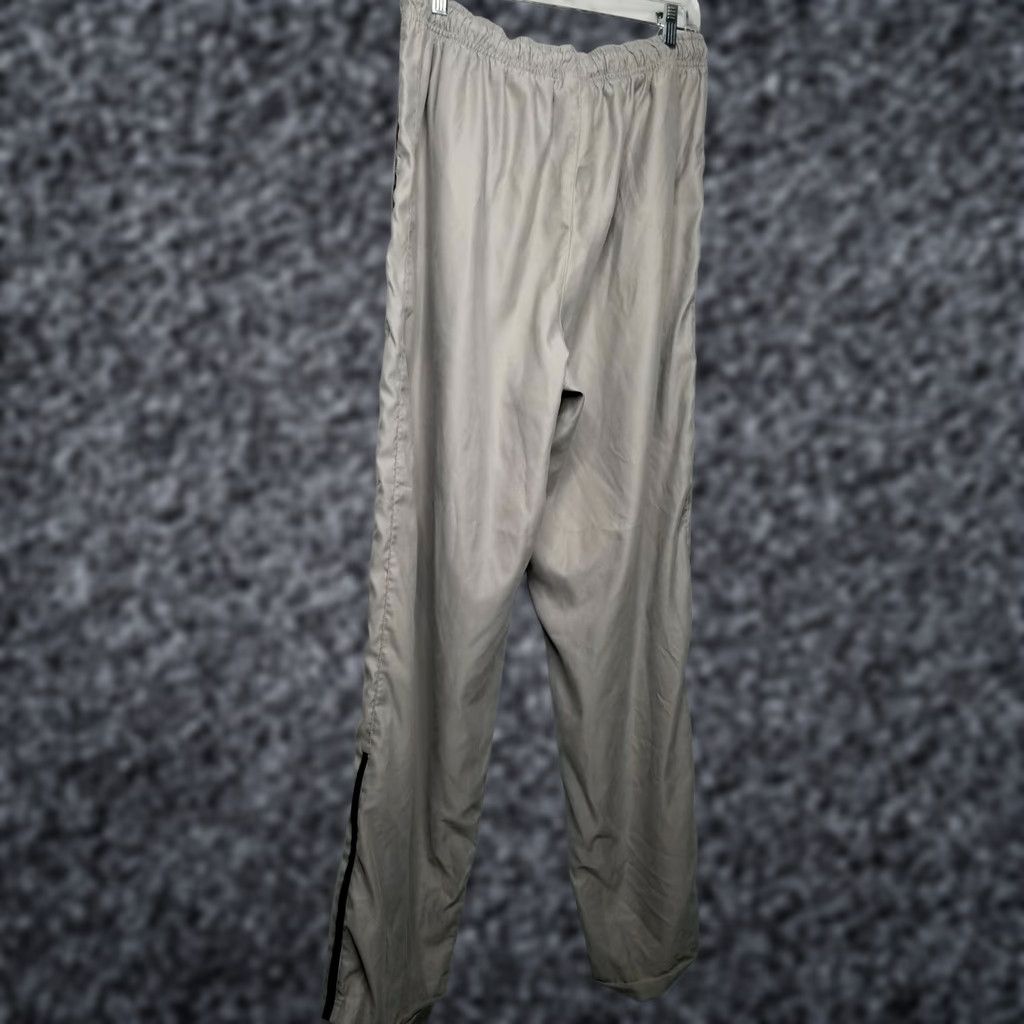 Nike NIKE Jogging Pants VINTAGE Mens XL Gray Embroidered logo Size US 36 / EU 52 - 1 Thumbnail
